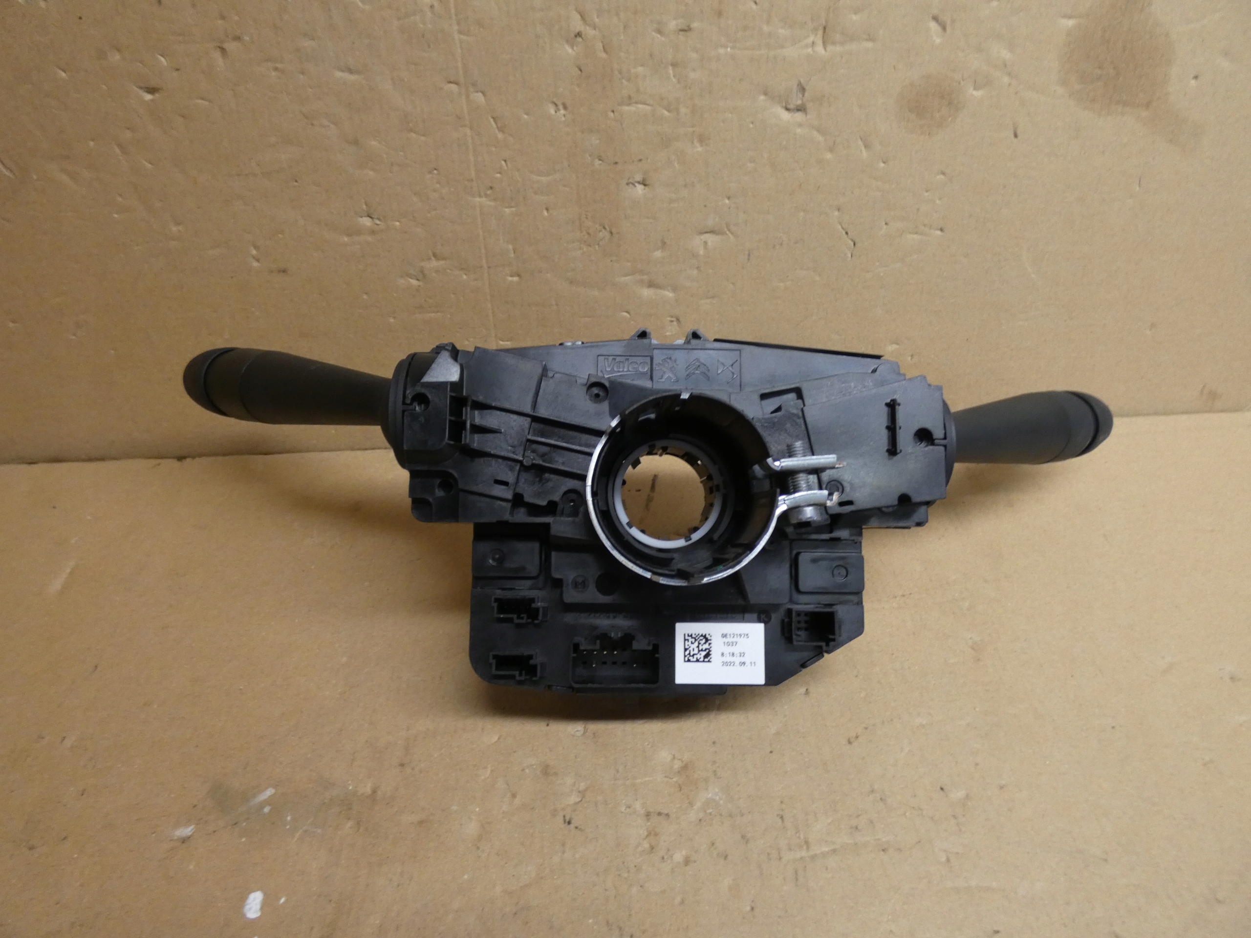 steering wheel levers and controls PAJAK ring CITROEN C5 X C5X (21-) 98313032ZD