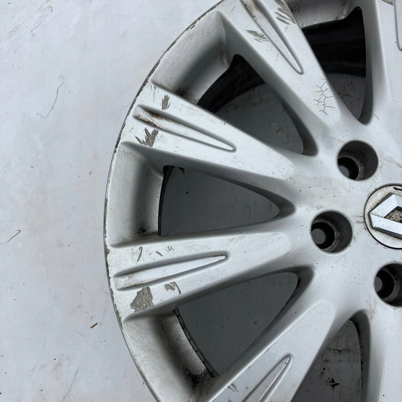 disk RENAULT LATITUDE 18 CALI #23 403000058R