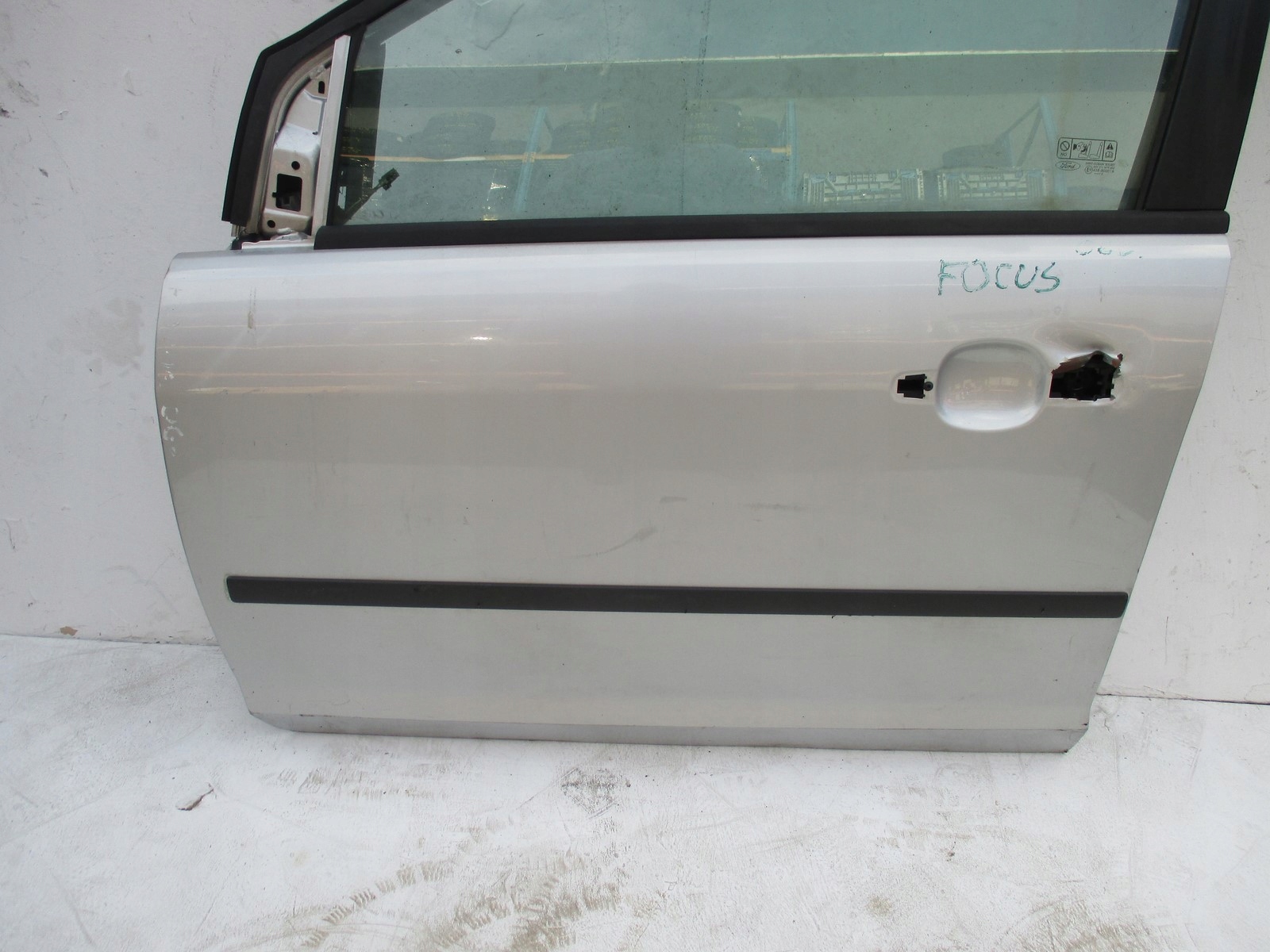 TÜR LINKS VORNE FORD FOCUS 05R