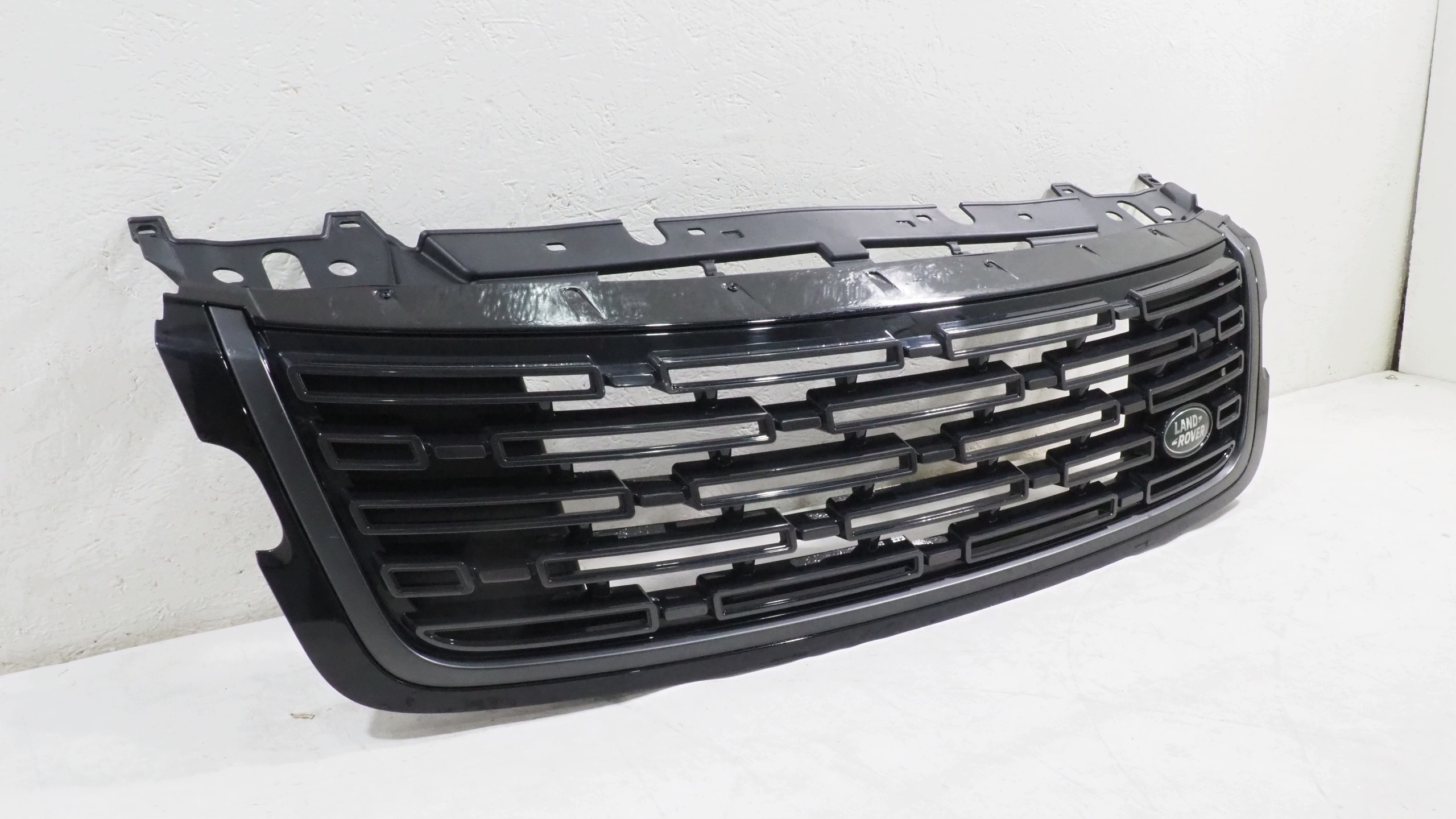 Range Rover Velar L560 lift maska maska chladiče N8A2-8200-BB