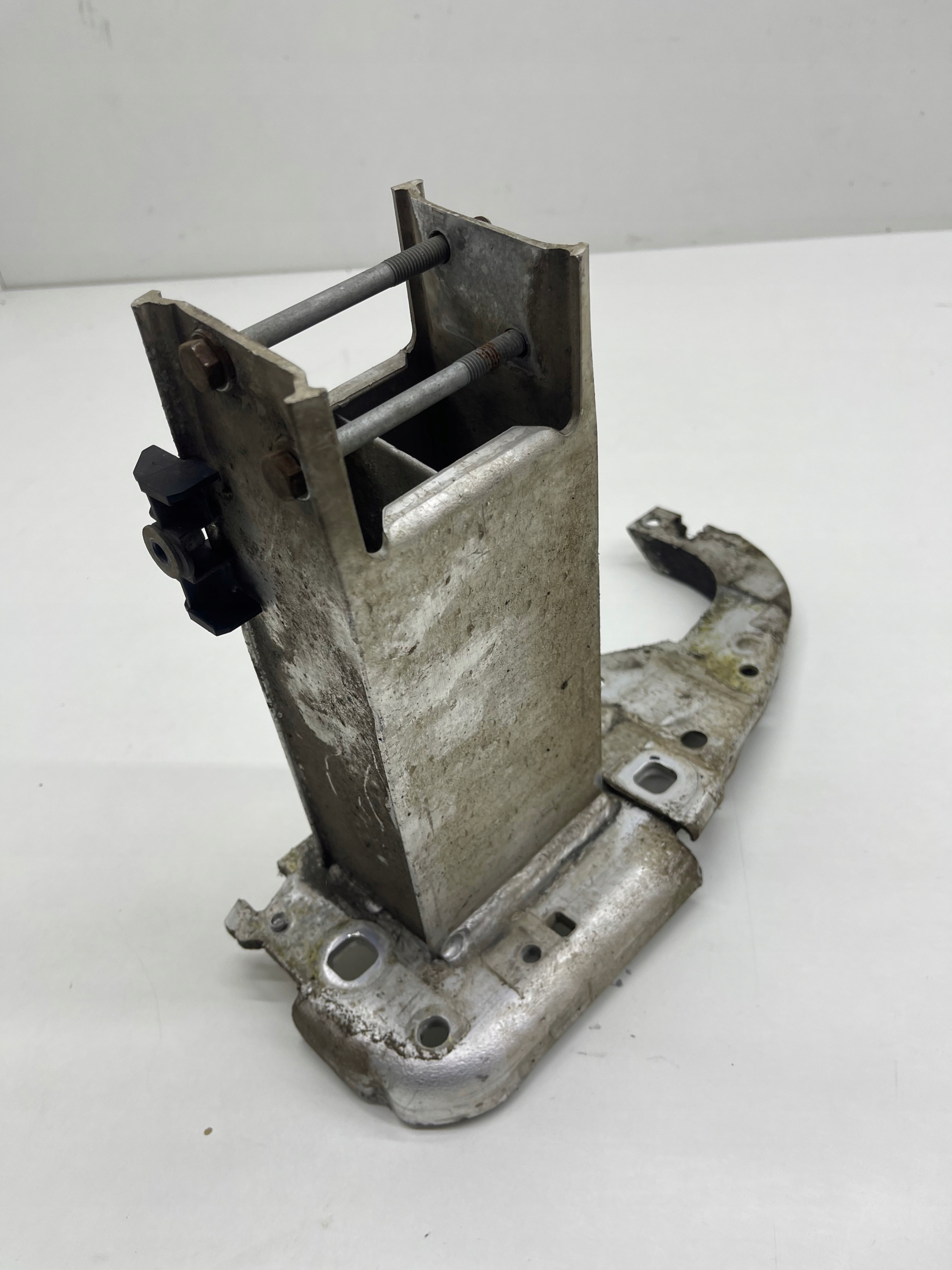 AUDI A6 C7 beam tip pillar sider right front original