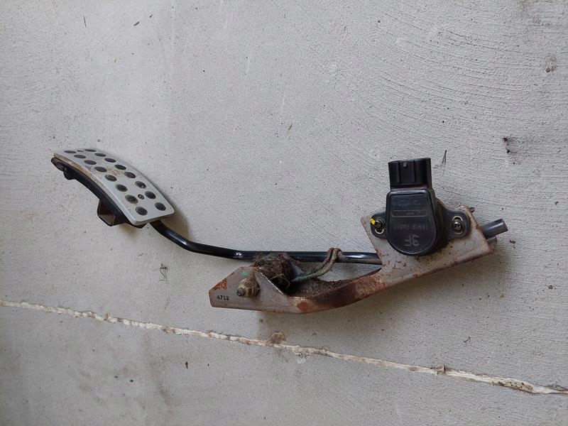 X-TRAIL T-30 ПОТЕНЦИОМЕТР ГАЗА 18919 AM810