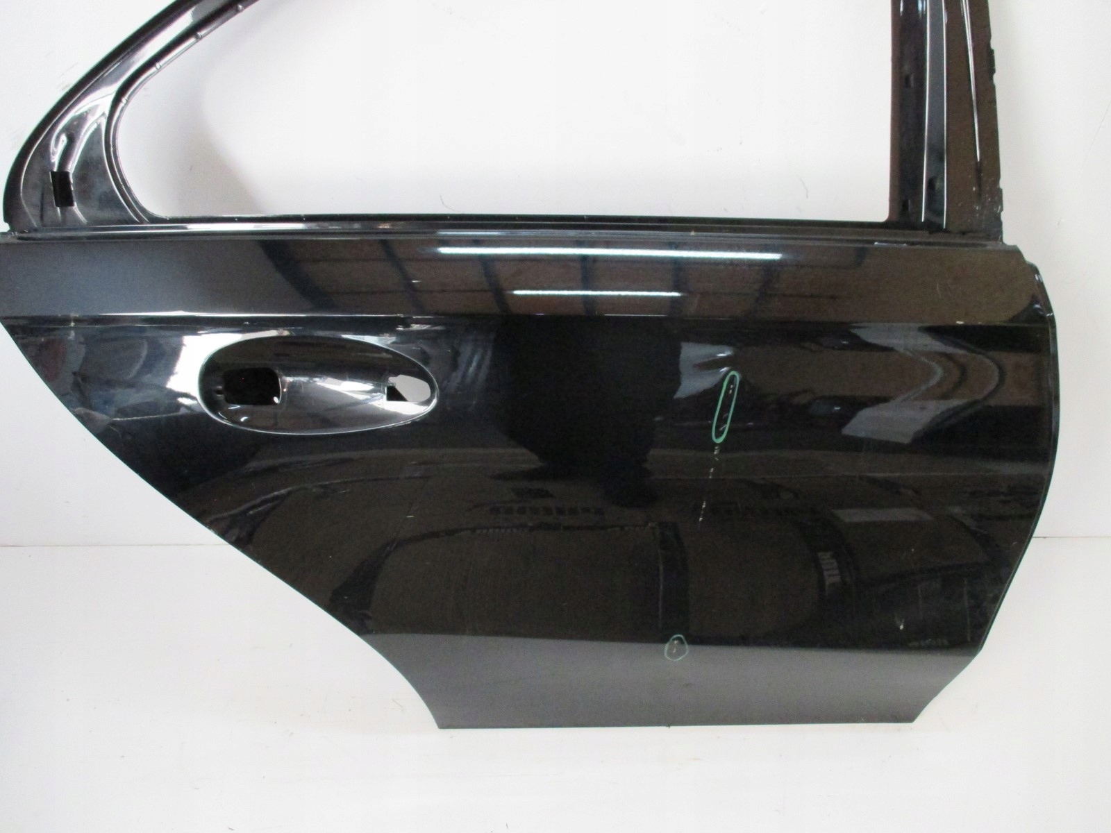 door right rear. Mercedes A KLASA 177 damag.