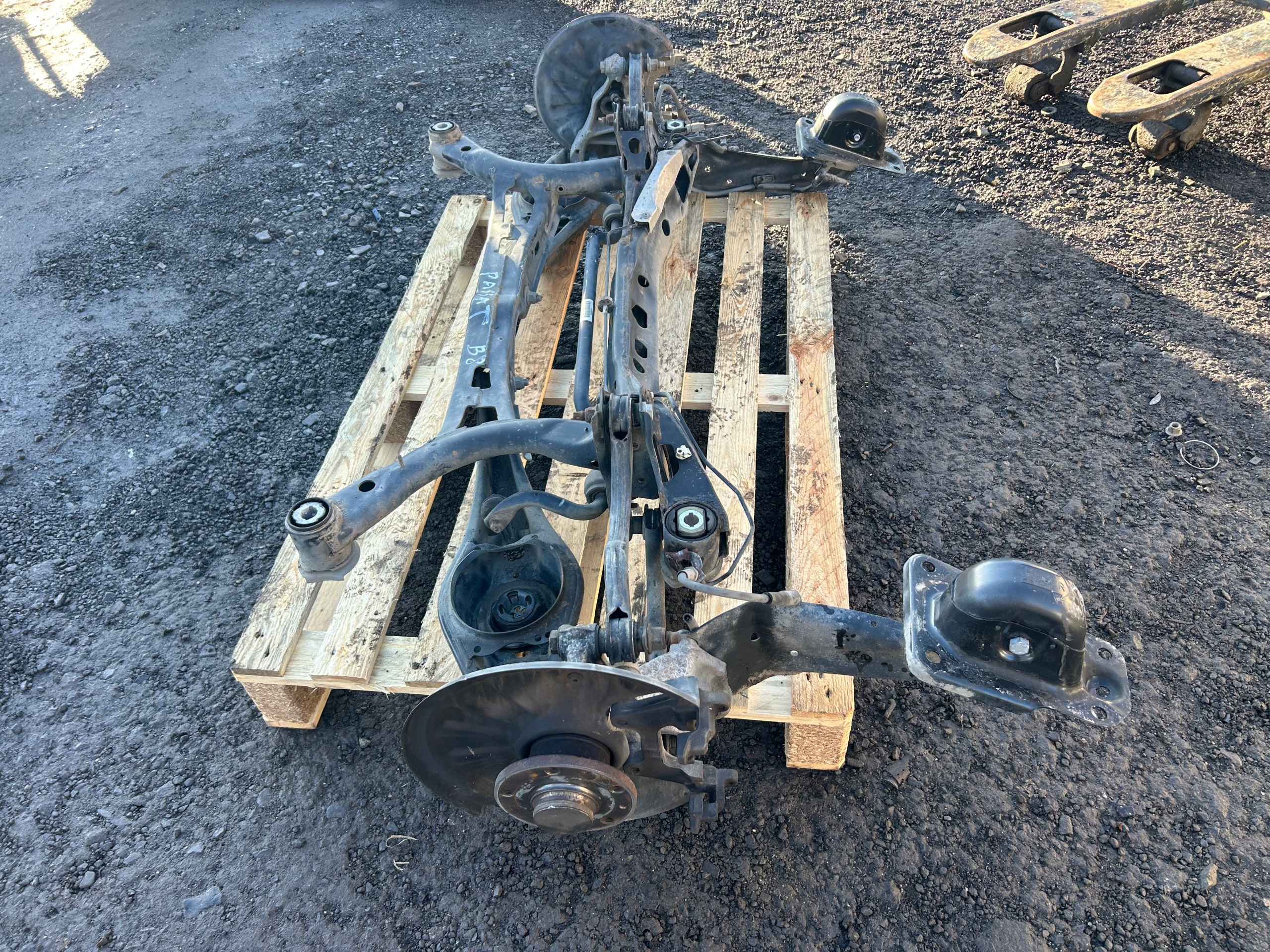 VW PASSAT B8 KOMBI Suspension Arrière Complets