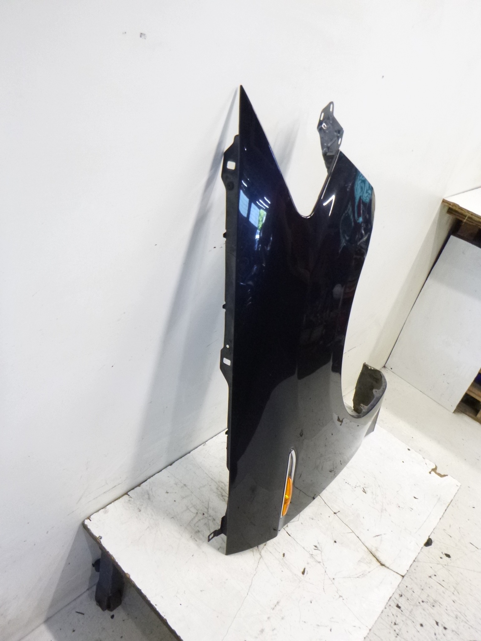 fender front right Ford Mondeo MK4 08r Kod G6