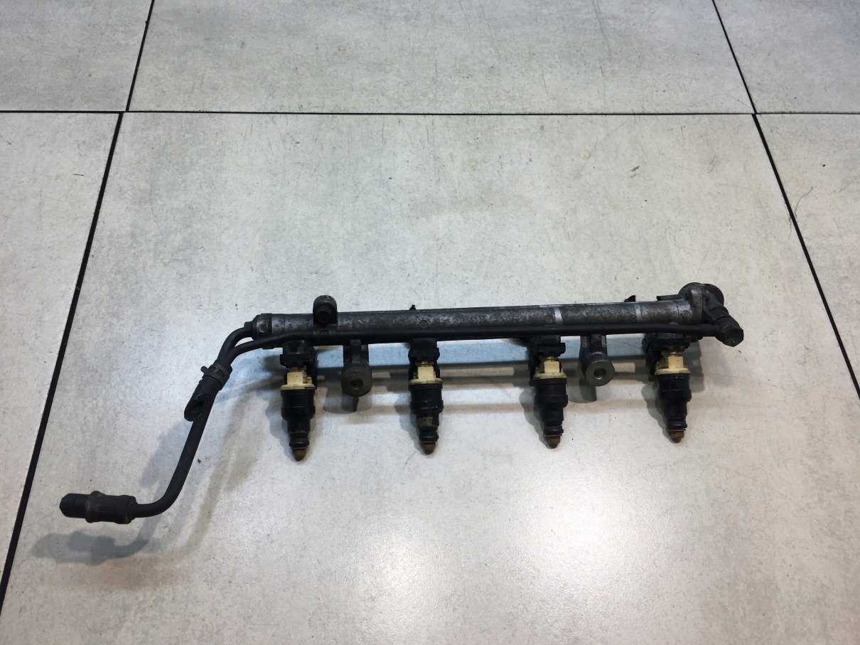 Rampe injection HYUNDAI MATRIX 1.6 16V 9250930018