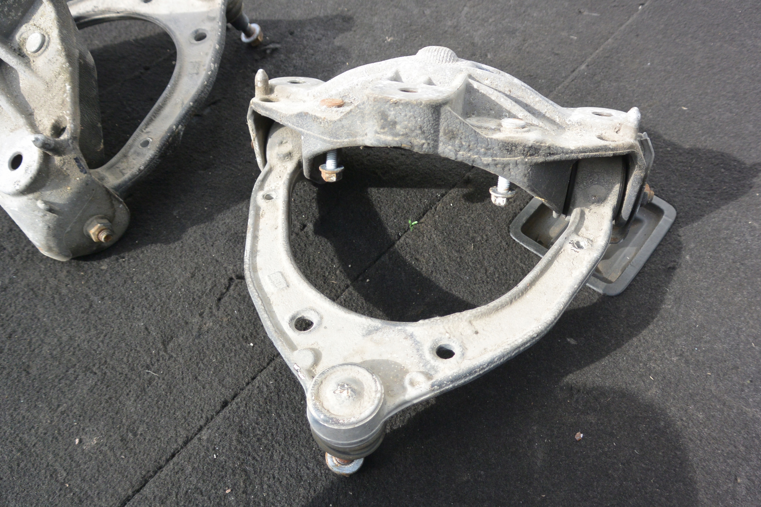 arm upper front right left AUDI Q7 4L LIFT VW TOUAREG 7L