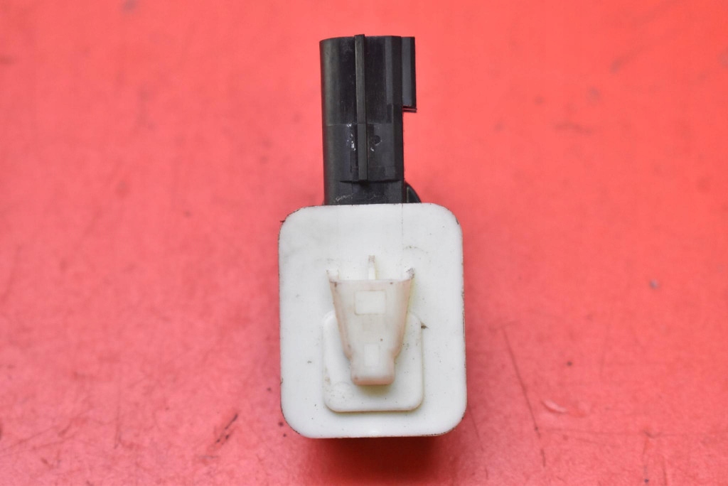 impact sensor 13576422 OPEL ASTRA 5 V K 1.6 T 200 KM 15-20