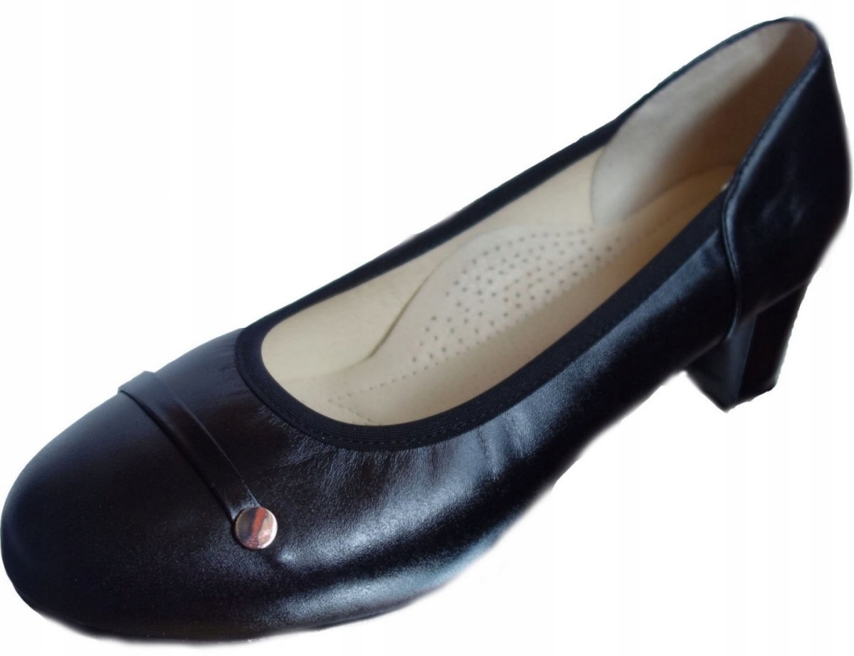 

Eleganckie skórzane czółenka czarne teg K Obcas 44