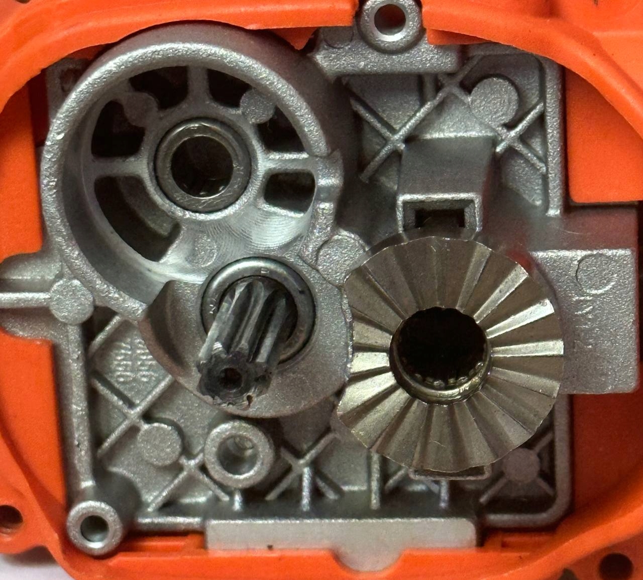 Część zamienna OBUDOWA ŁOŻYSKA BLACK & DECKER kr1102