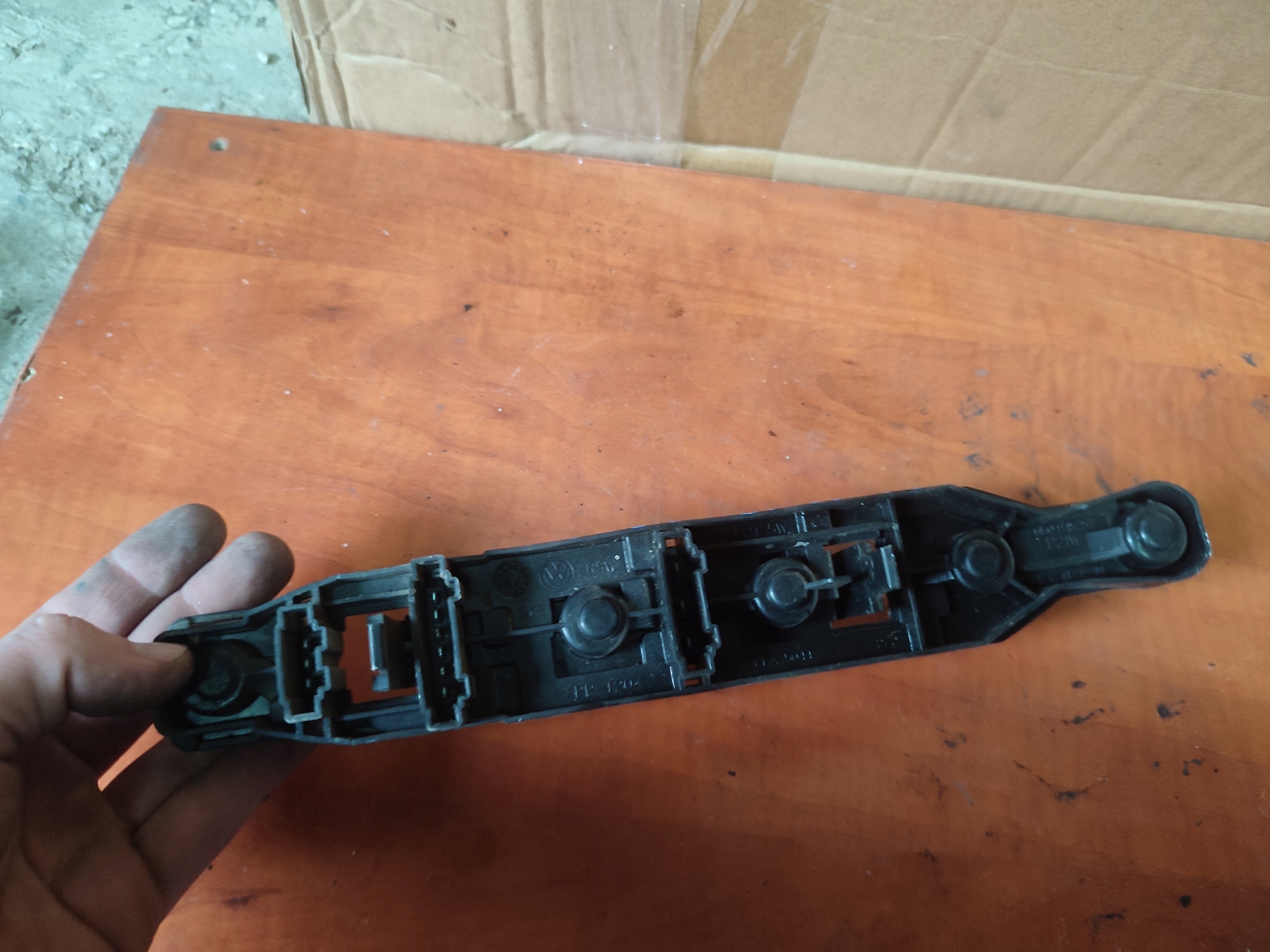 light housing right rear part KOMBI VW POLO 6K0945257