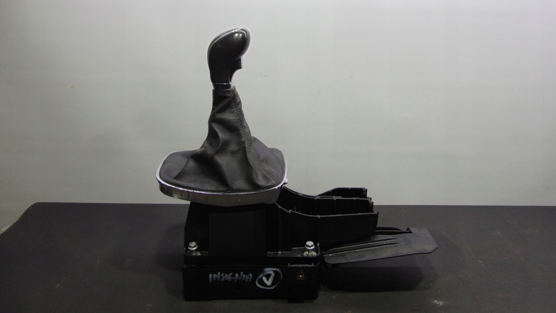 ВАЖІЛЬ ПЕРЕМИКАННЯ ПЕРЕДАЧ INSIGNIA 13261545 6 ПЕРЕДАЧ