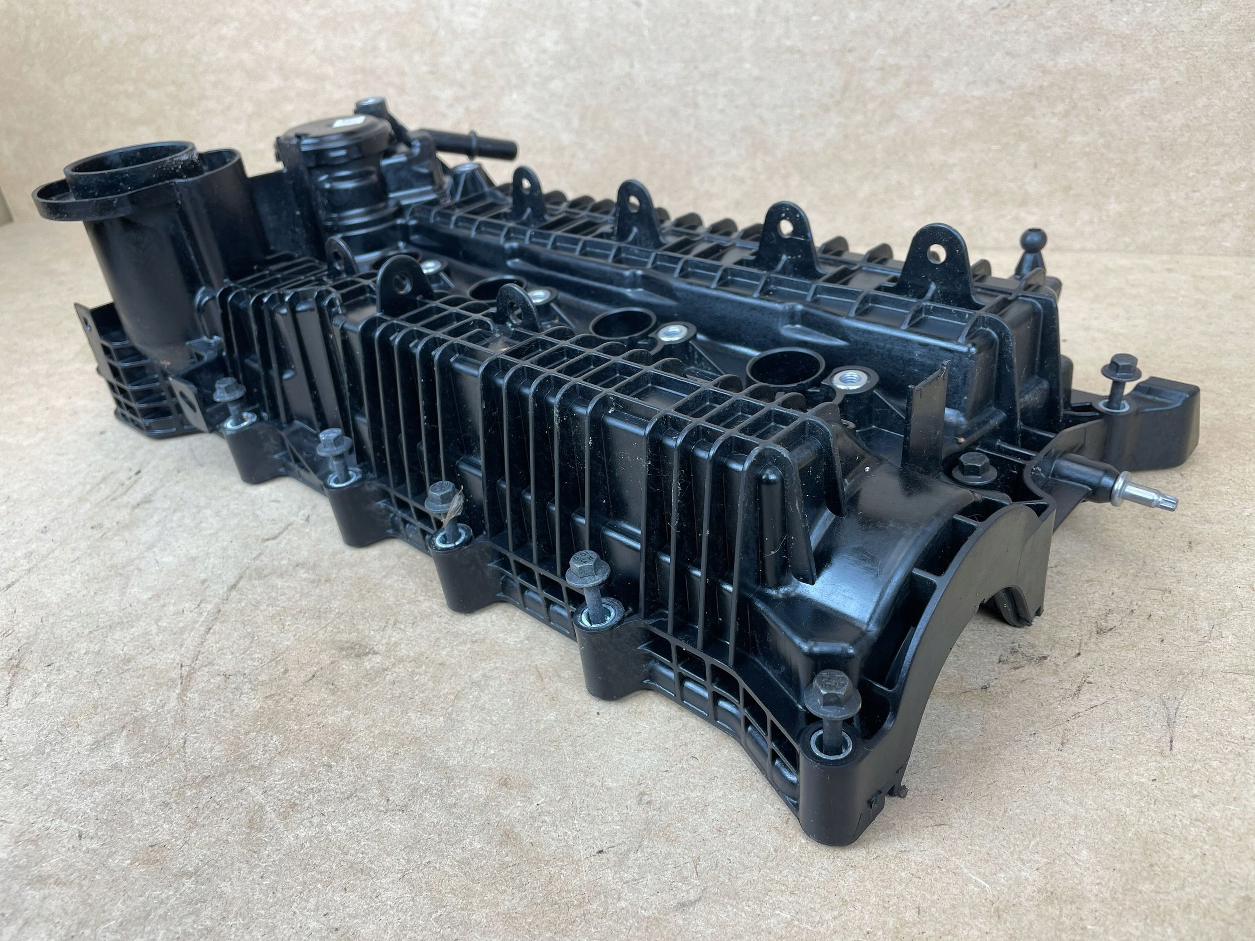 Abdeckung der Ventile JEEP RENEGADE COMPASS TIPO 1.5 HYBRYDA 46355219