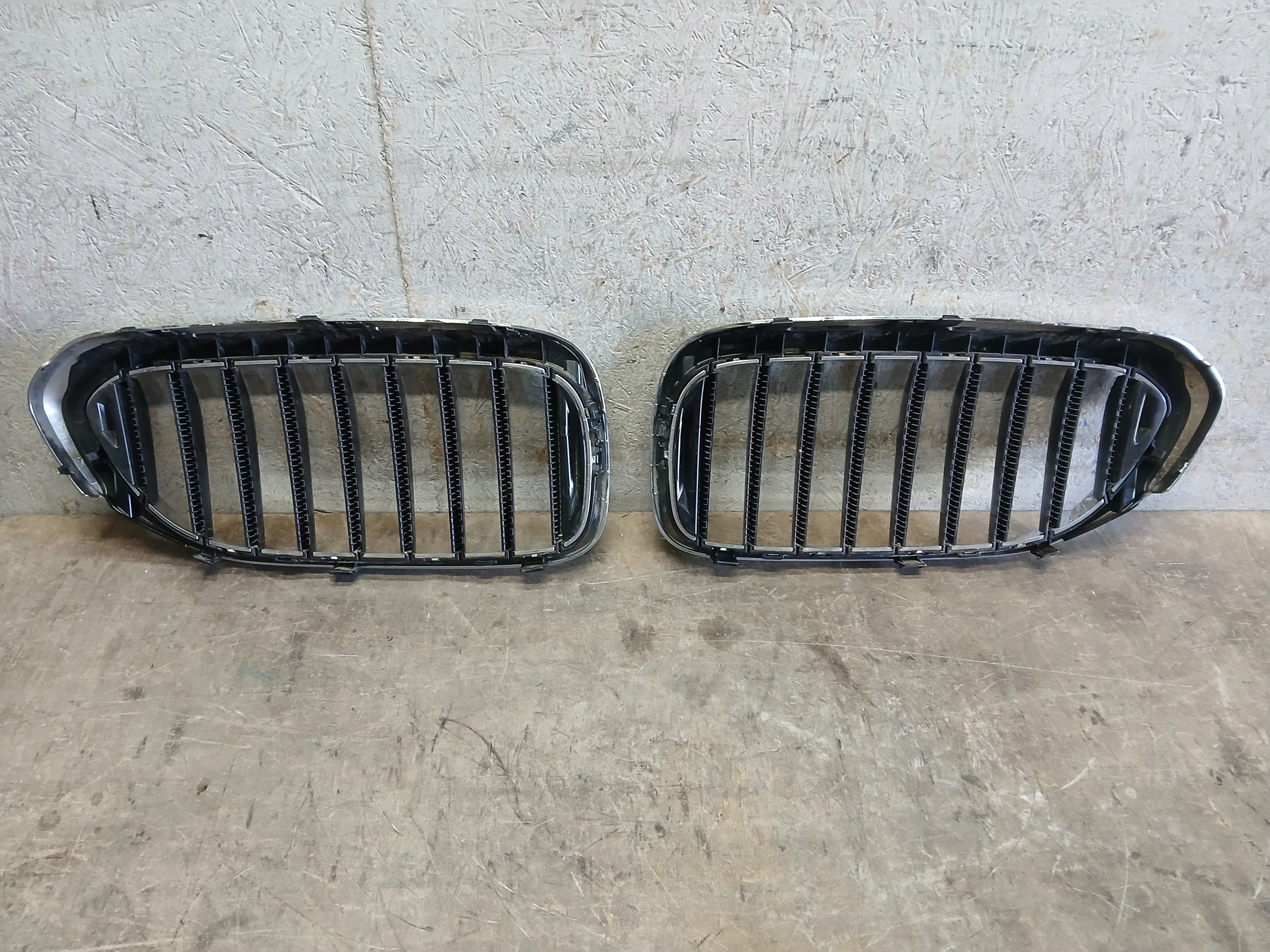 maska bubreg BMW V 5 G30 G31 7383520