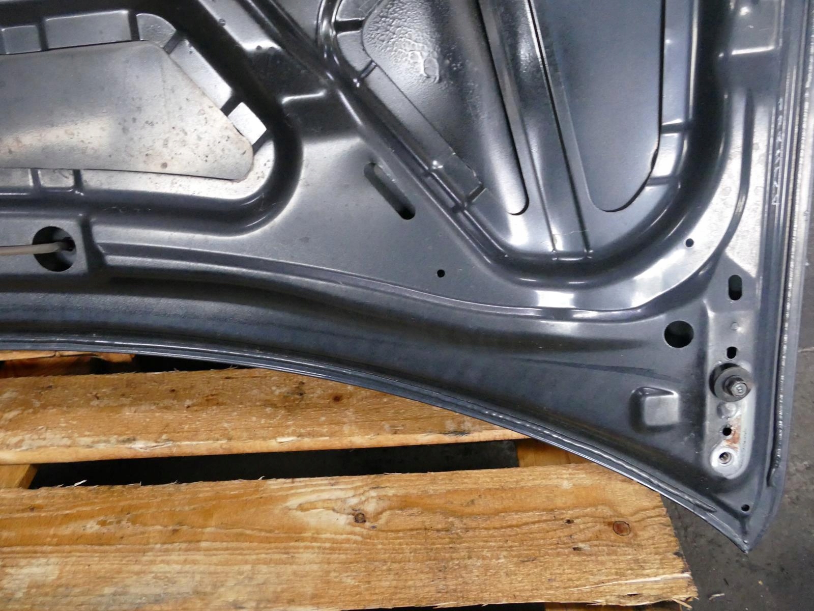 MAZDA PREMACY e LIFT Cofano 16W