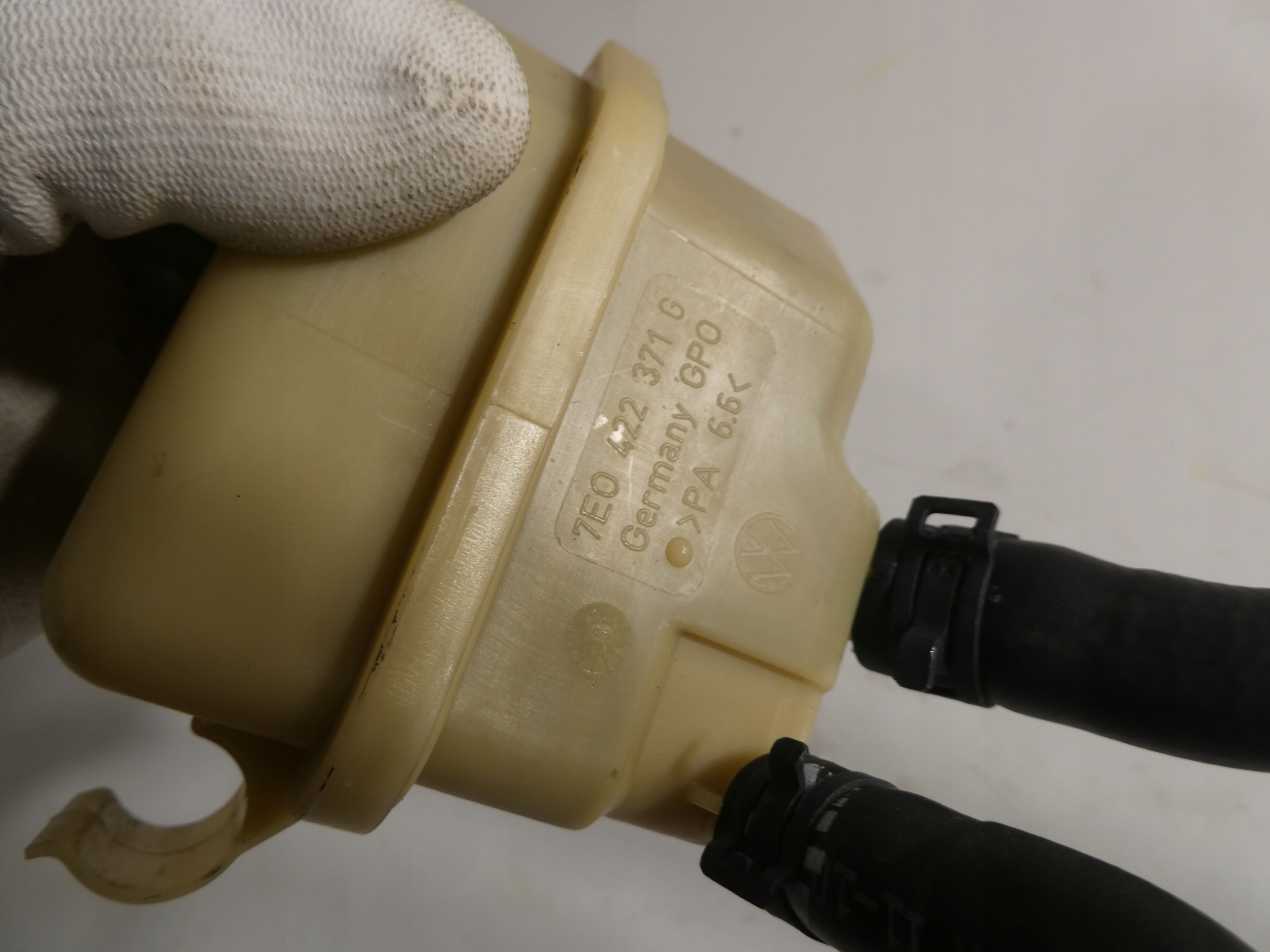 VW T5 Ausdehnungsbehälter 7E0422371G