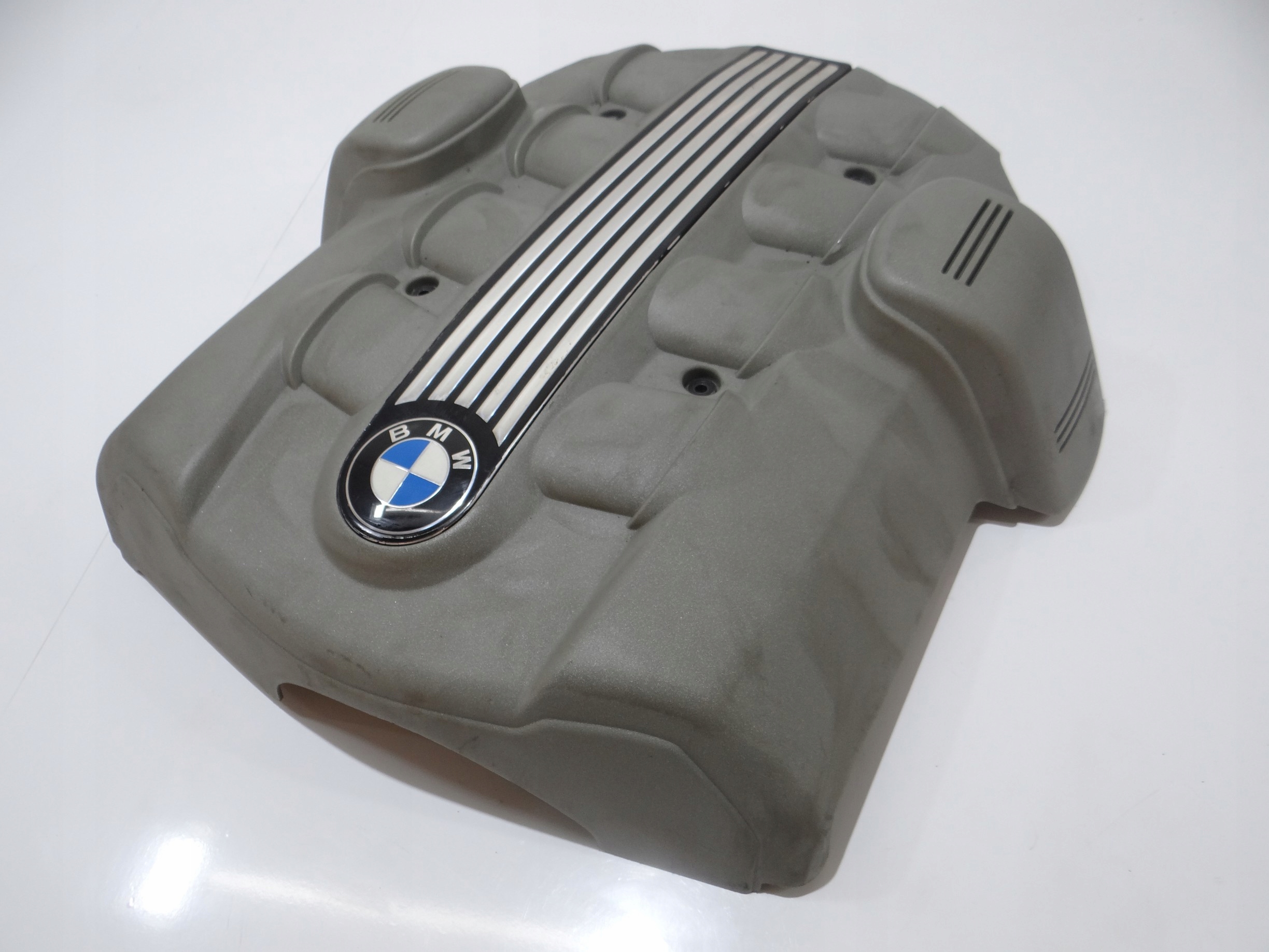 Abdeckung Blende Abdeckung DES MOTORS BMW E60 N62N44A 7547378
