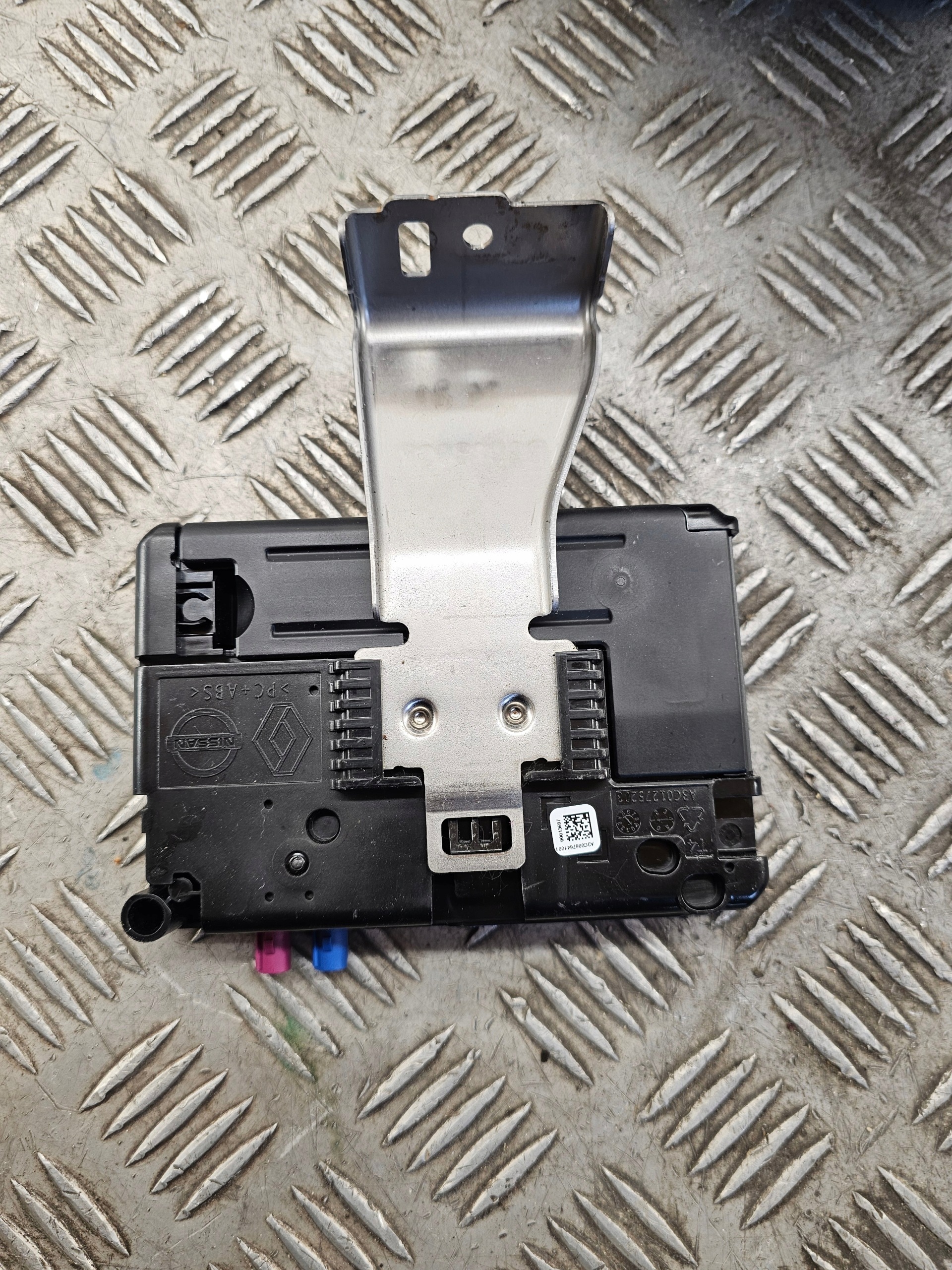 control unit RENAULT MEGANE IV 1.3 TCE 2591A8326R