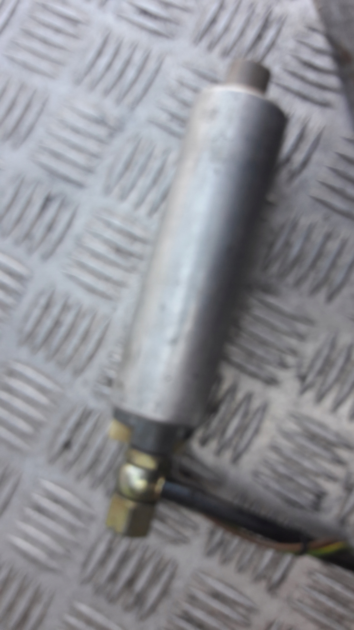 AUDI A6 C4 2.0 2.3 feed pump 895906091b