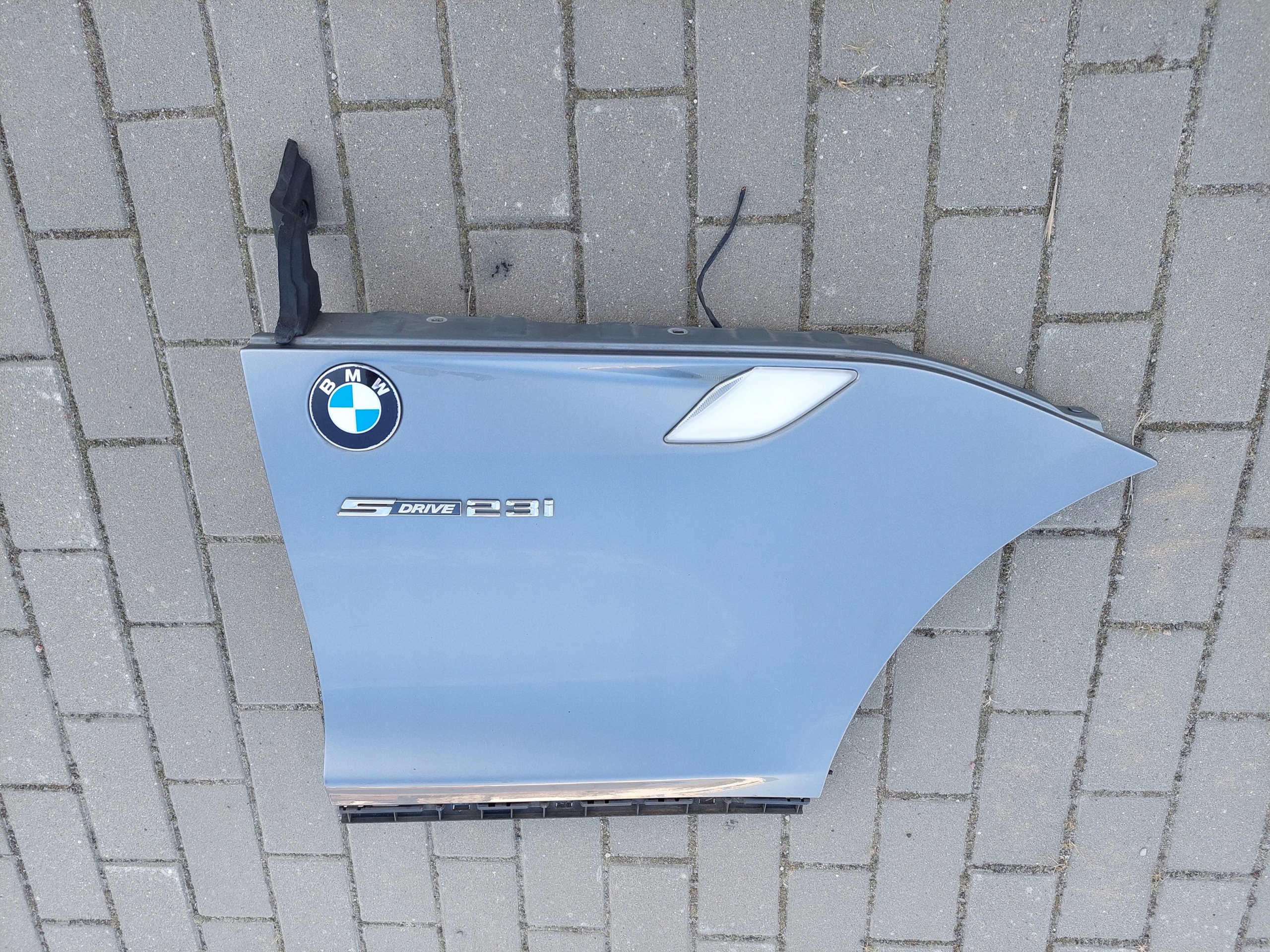 blatník předek přední levý BMW Z4 E89 A52