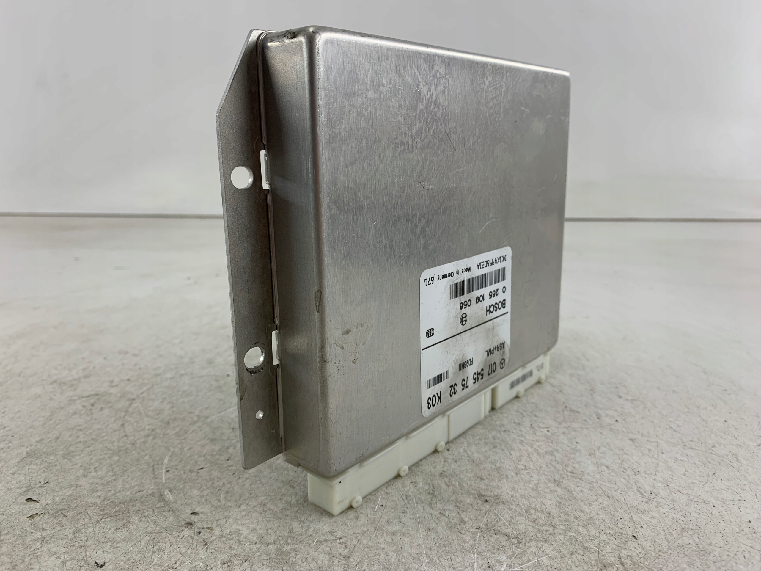 MERCEDES W210 module control unit ASR 0175457532