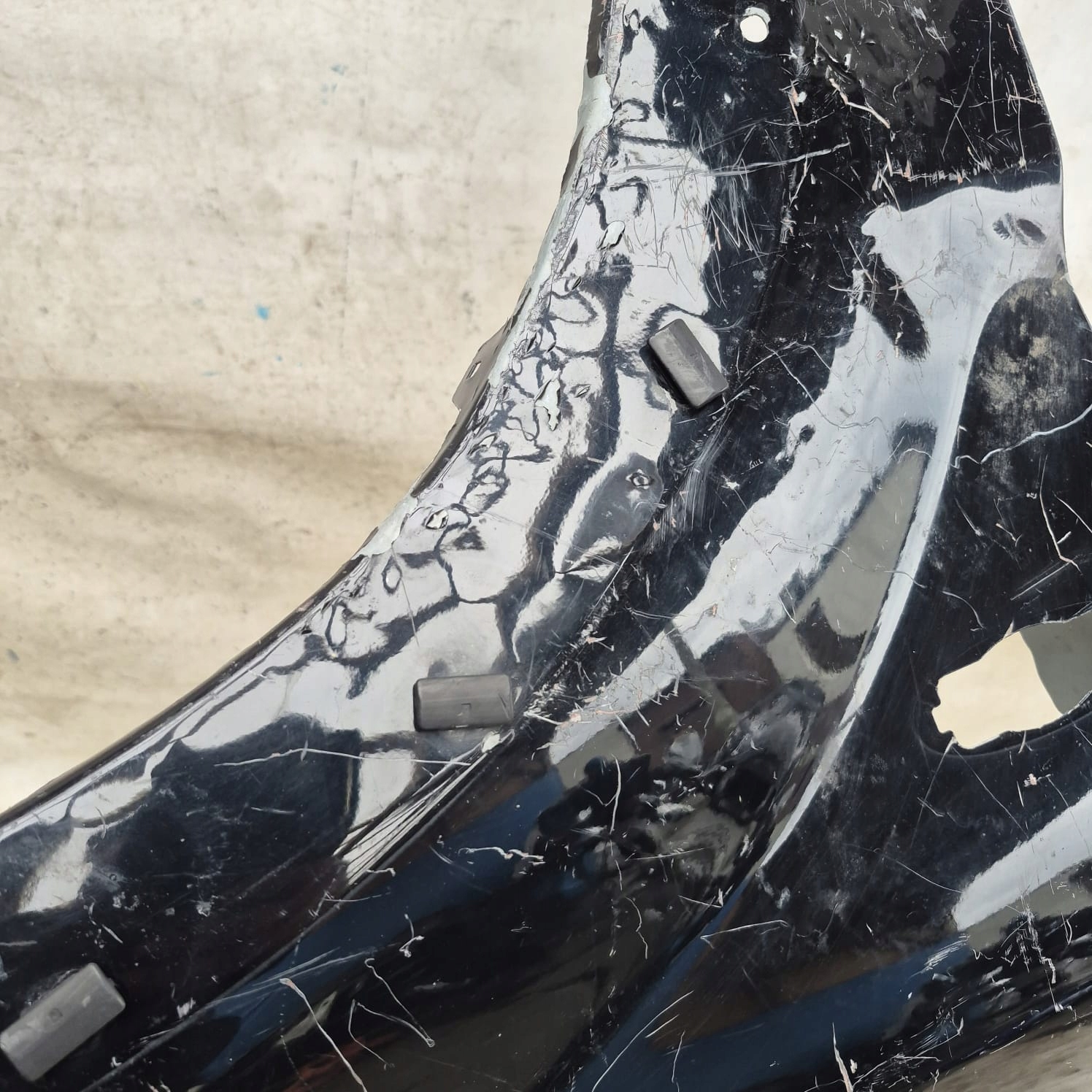 FORD MAVERICK II 2 01-07 fender front front right