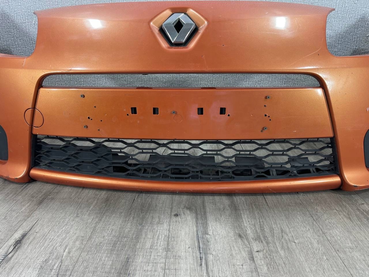 RENAULT TWINGO II GT 2007-2012 bumper front 8200649327