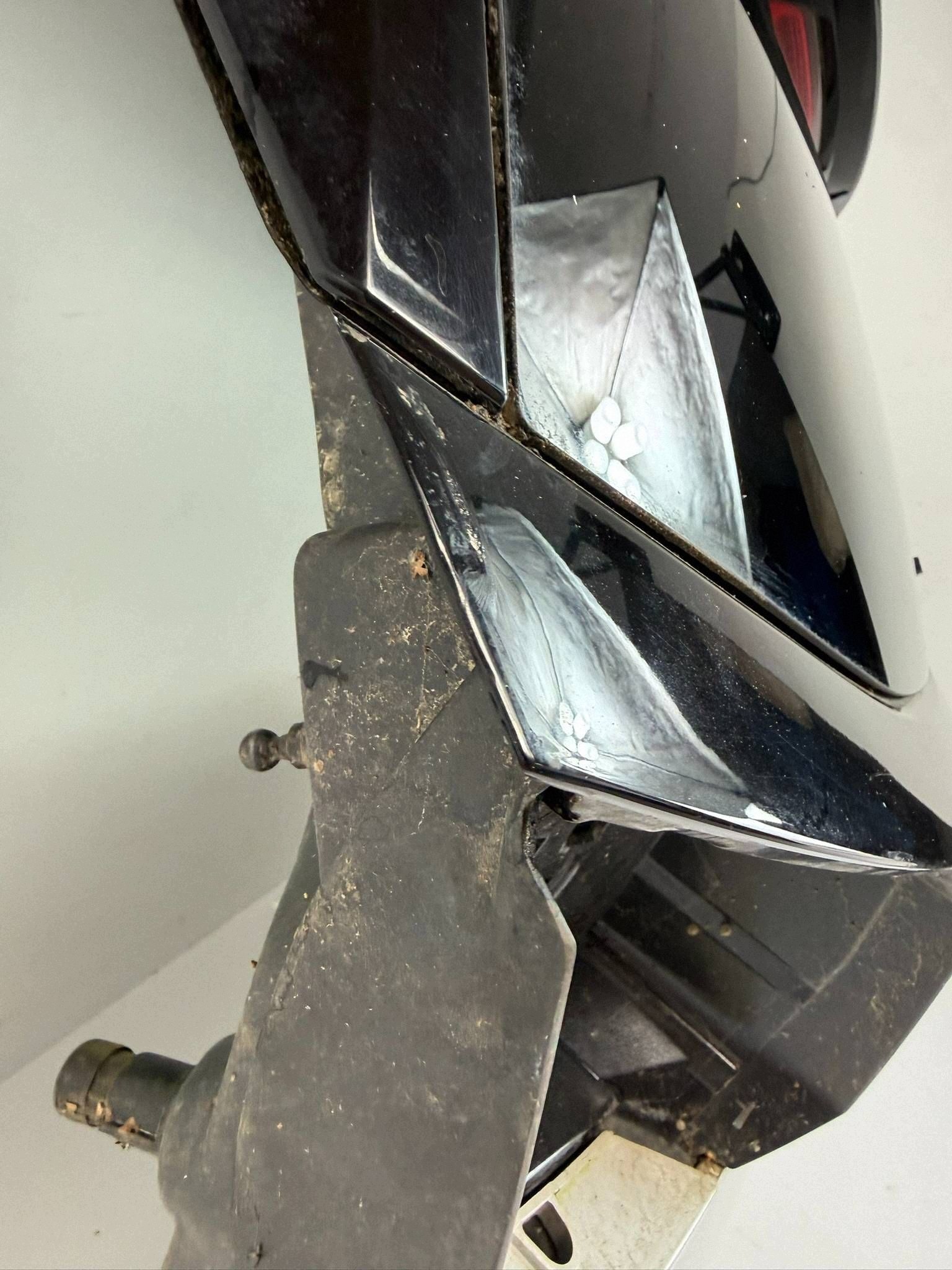 Peugeot 3008 II rear trunk door