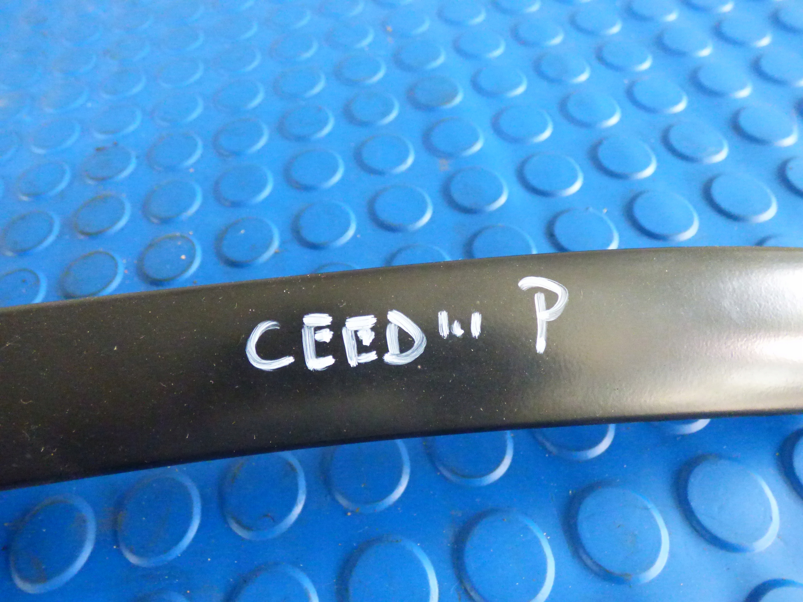 wiper arm right EUROPA KIA CEED III