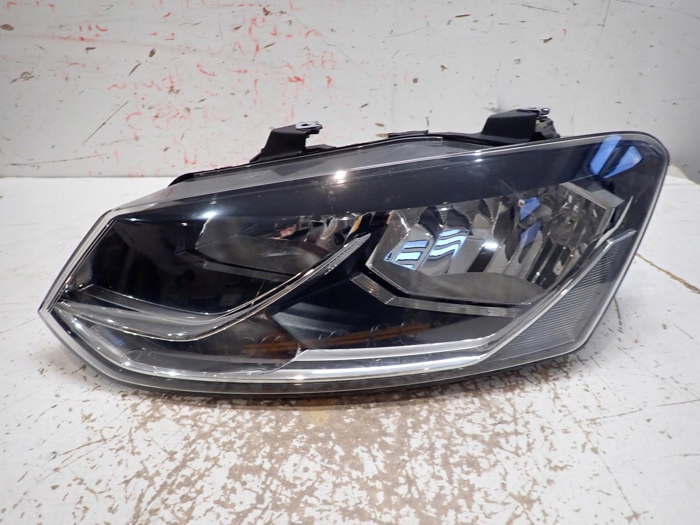light front front left VW POLO V LIFT 2014- 6C1941005