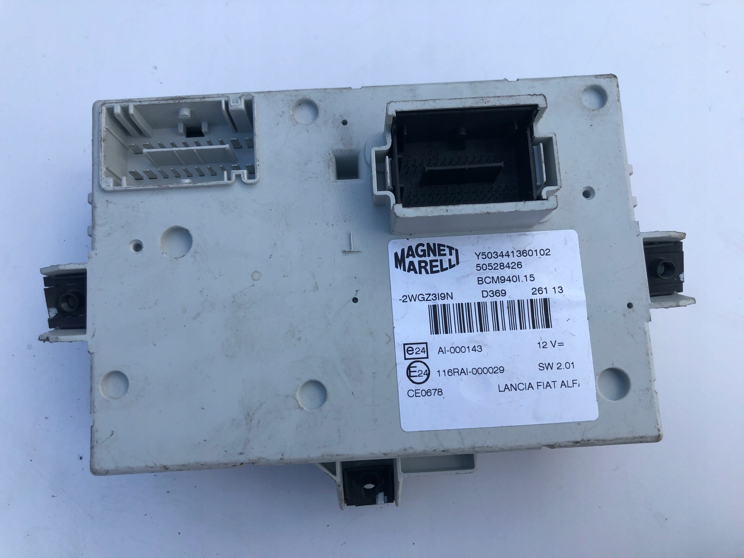 ALFA ROMEO GIULIETTA MODUŁ SKRZYNKA BSI 50528426 Producent części Alfa Romeo OE