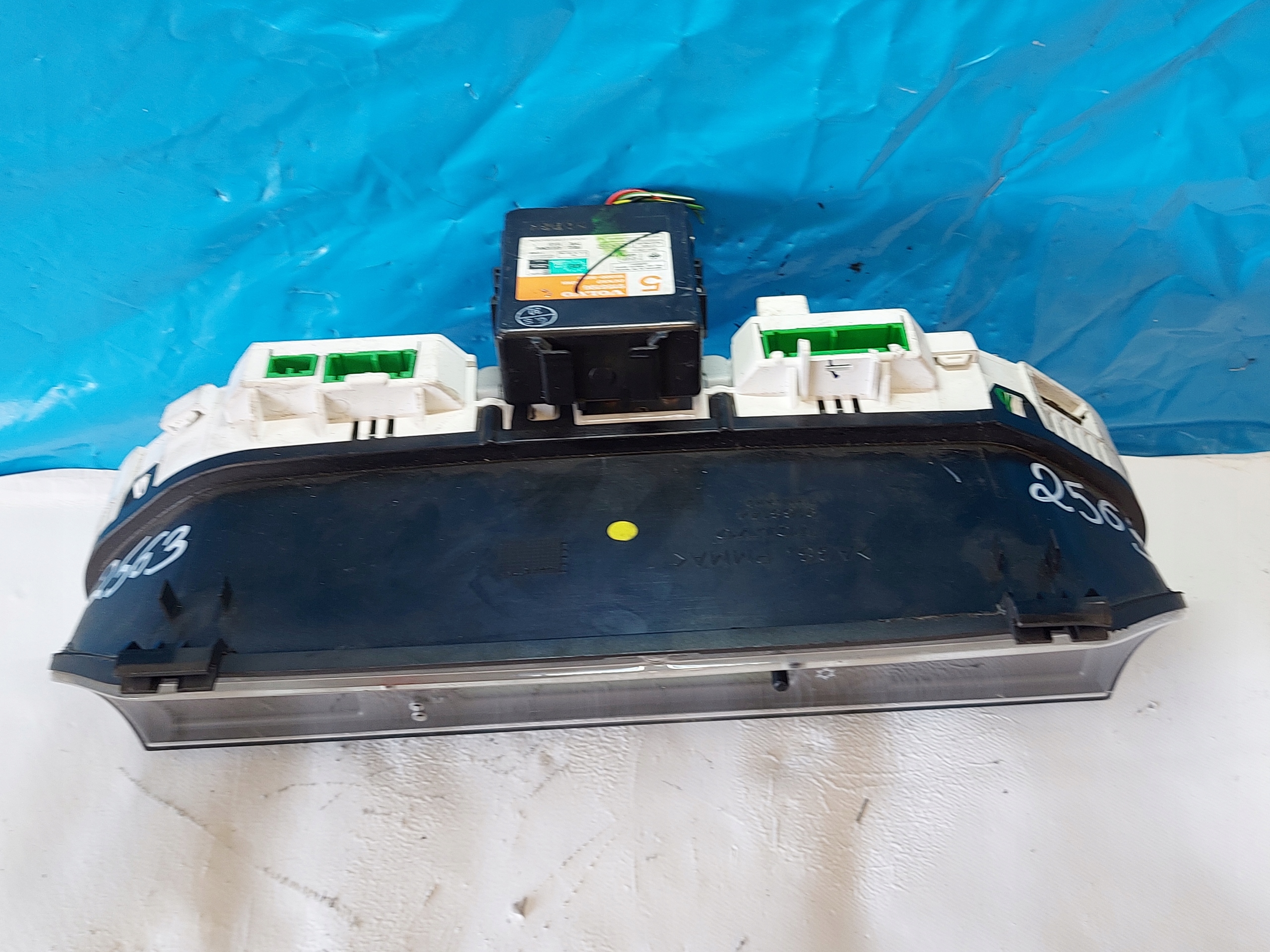 dials clock VOLVO V70 and 2.4 B 9148926