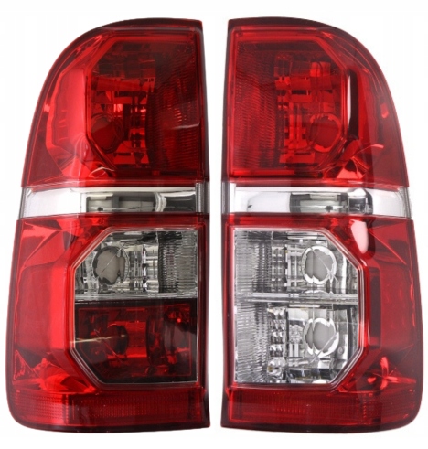 Zadní Světla Komplet Toyota Hilux 12-16 Levá Pravá 815500K160 815600K180