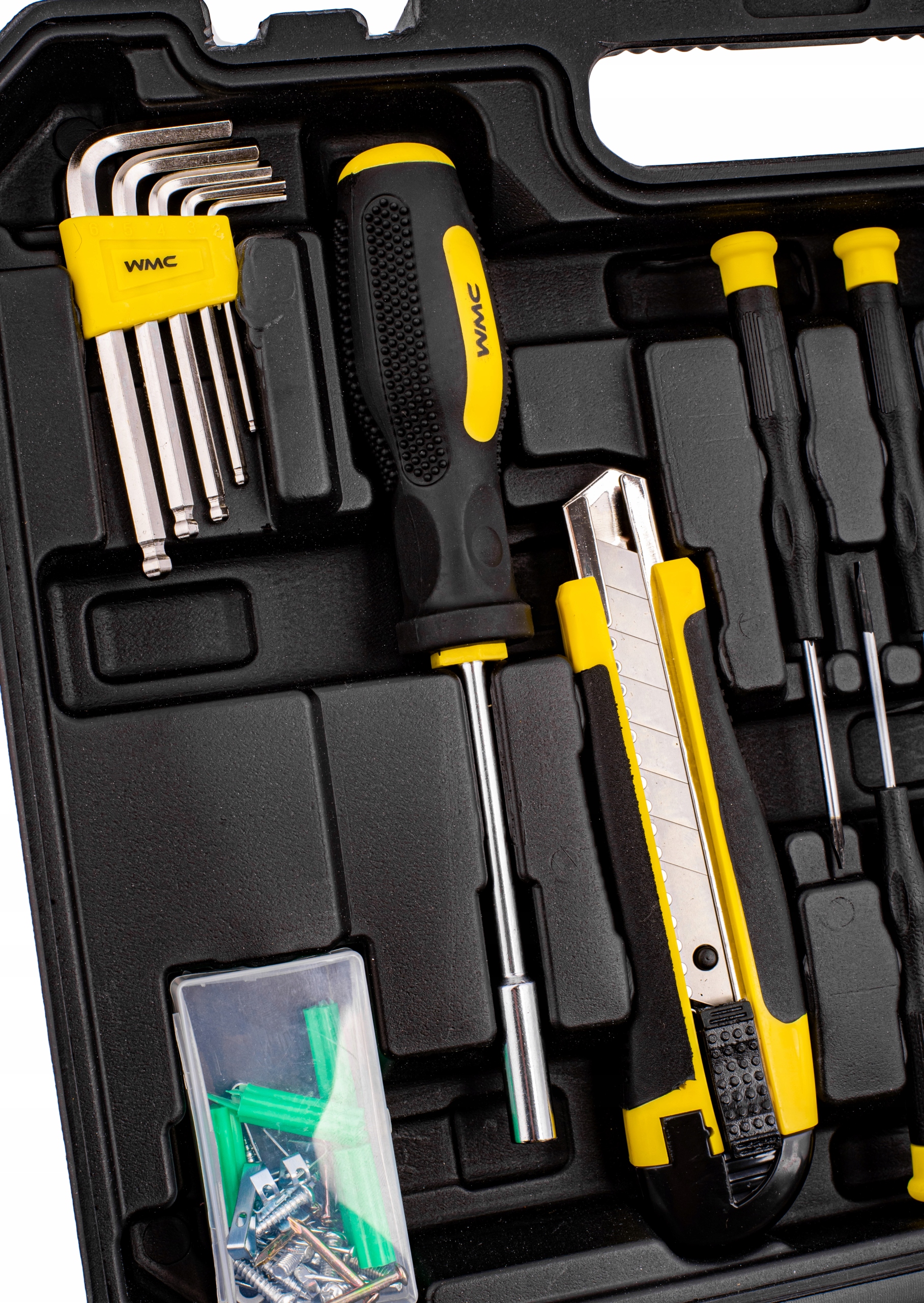 A8b46f9b4679b94c34aa2a327dc4