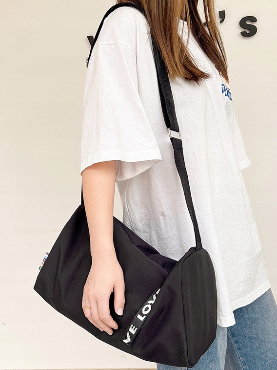 TORBA SPORTOWA Czarna na SIŁOWNIĘ Podręczna Kod producenta L363