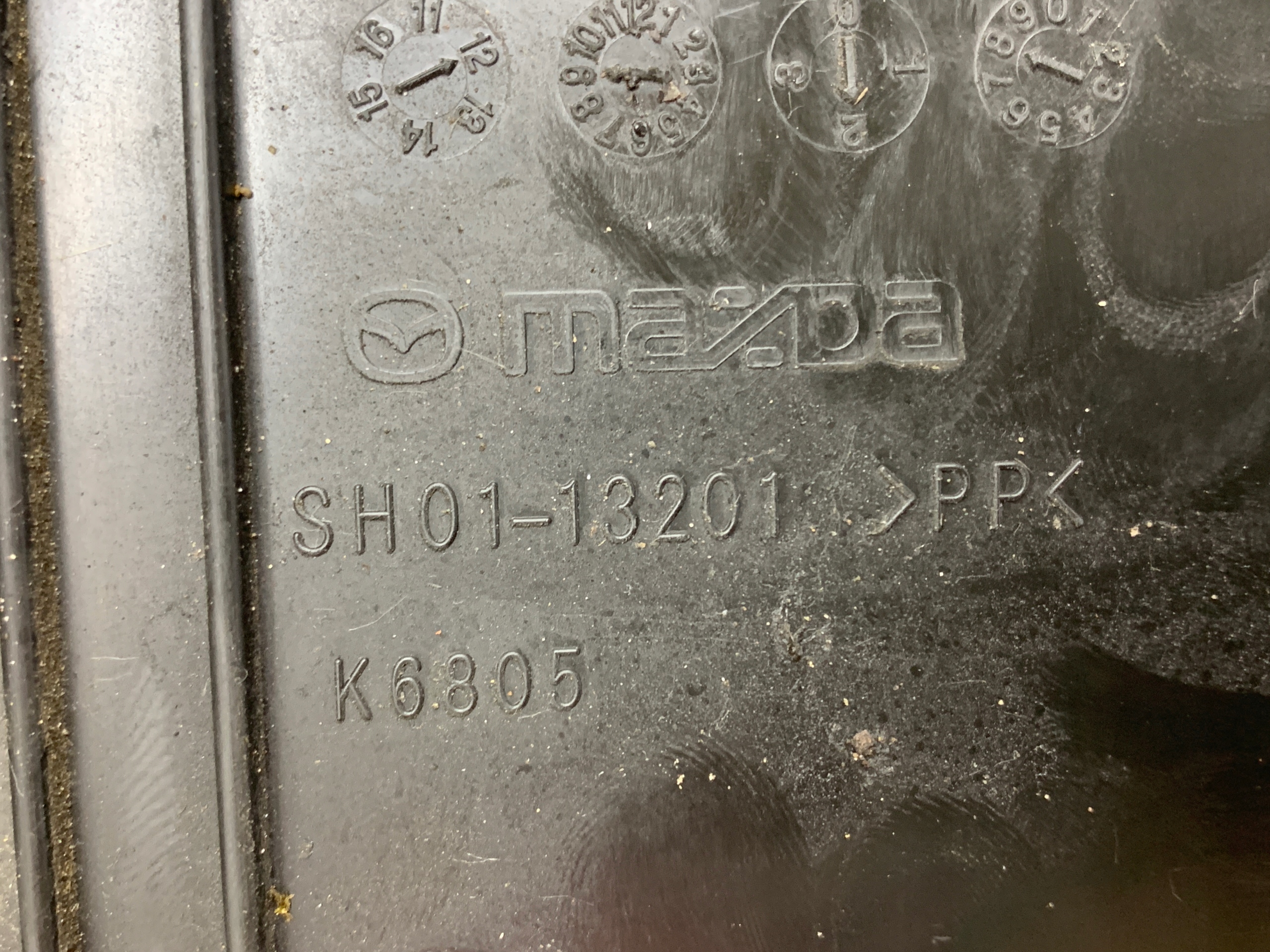 trouba TROUBA přívod vzduchový SH01-13201 MAZDA CX5 CX-5 a (2012-2017)