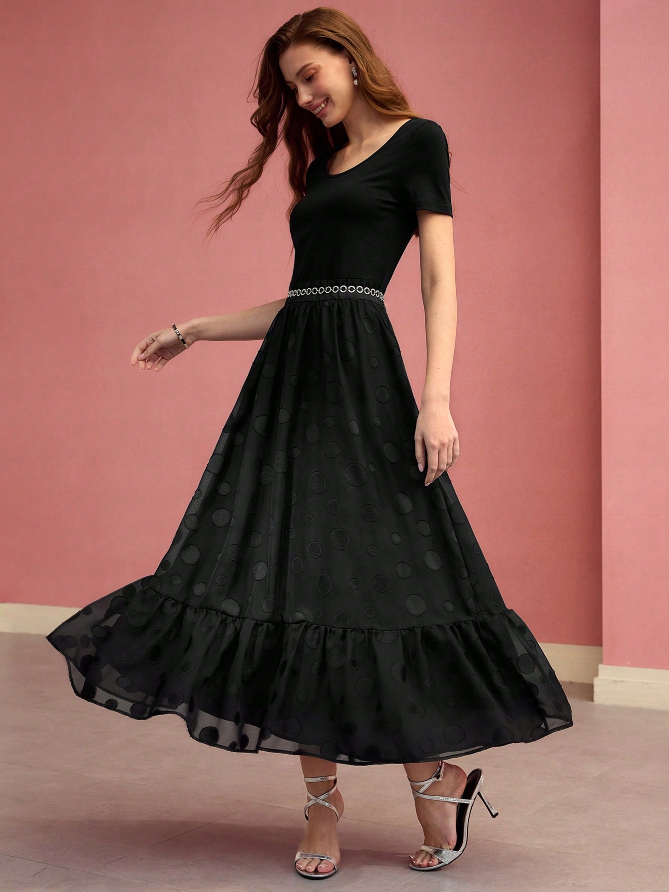 Šaty S Šifonovou Sukní Černé Premium Motf L 40