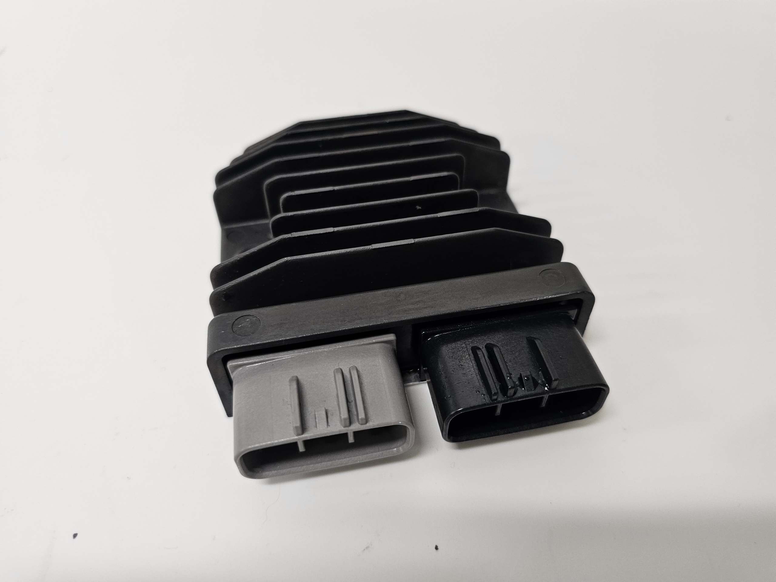 KTM 1290 SUPER ADVENTURE S 21-24 regulator napiecia