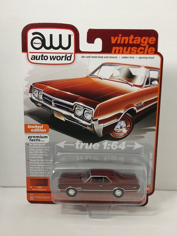 Auto World 1:64 Oldsmobile 442 1966 autumn bronze