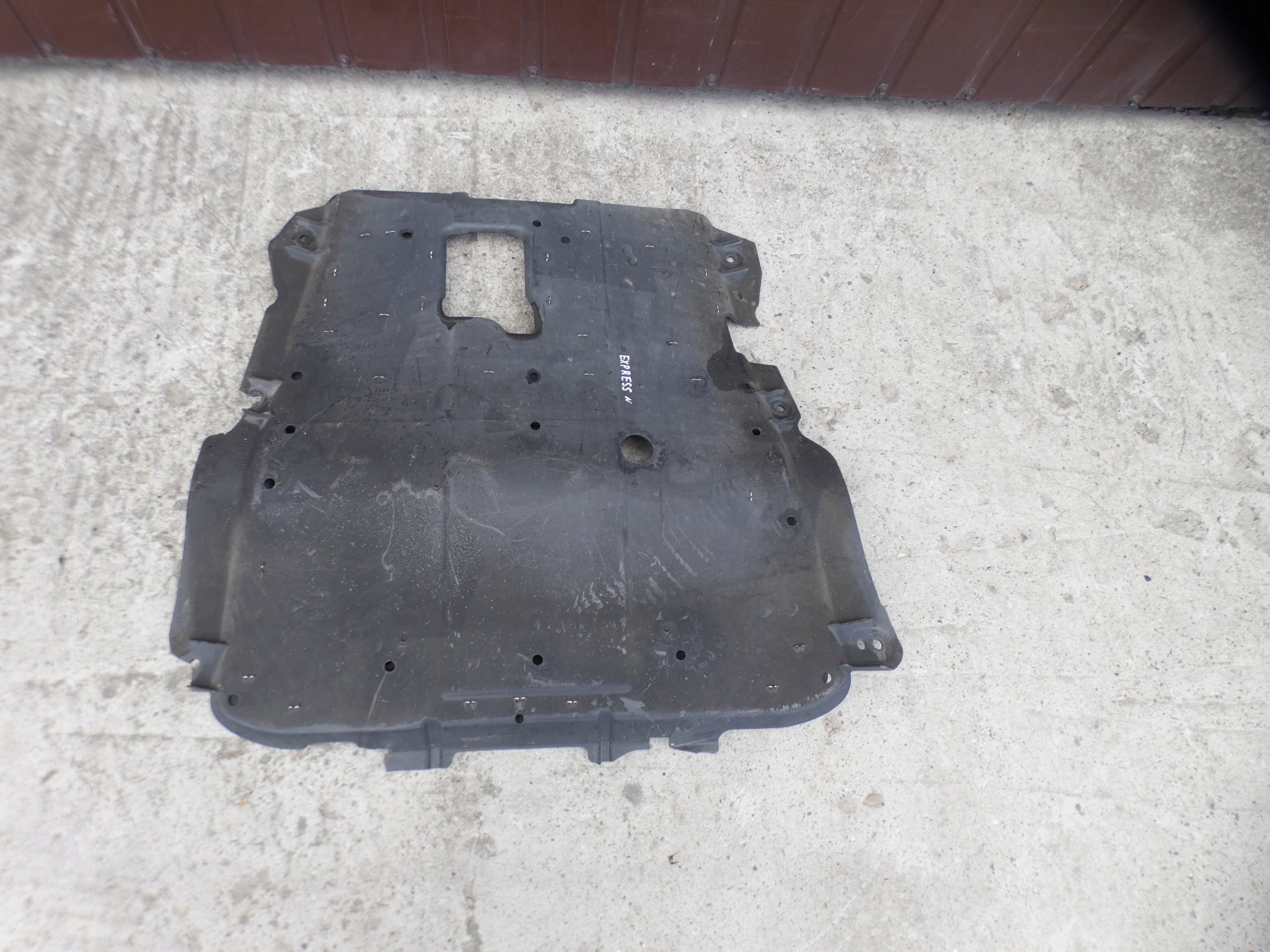 cover cover below engine RENAULT EXPRESS