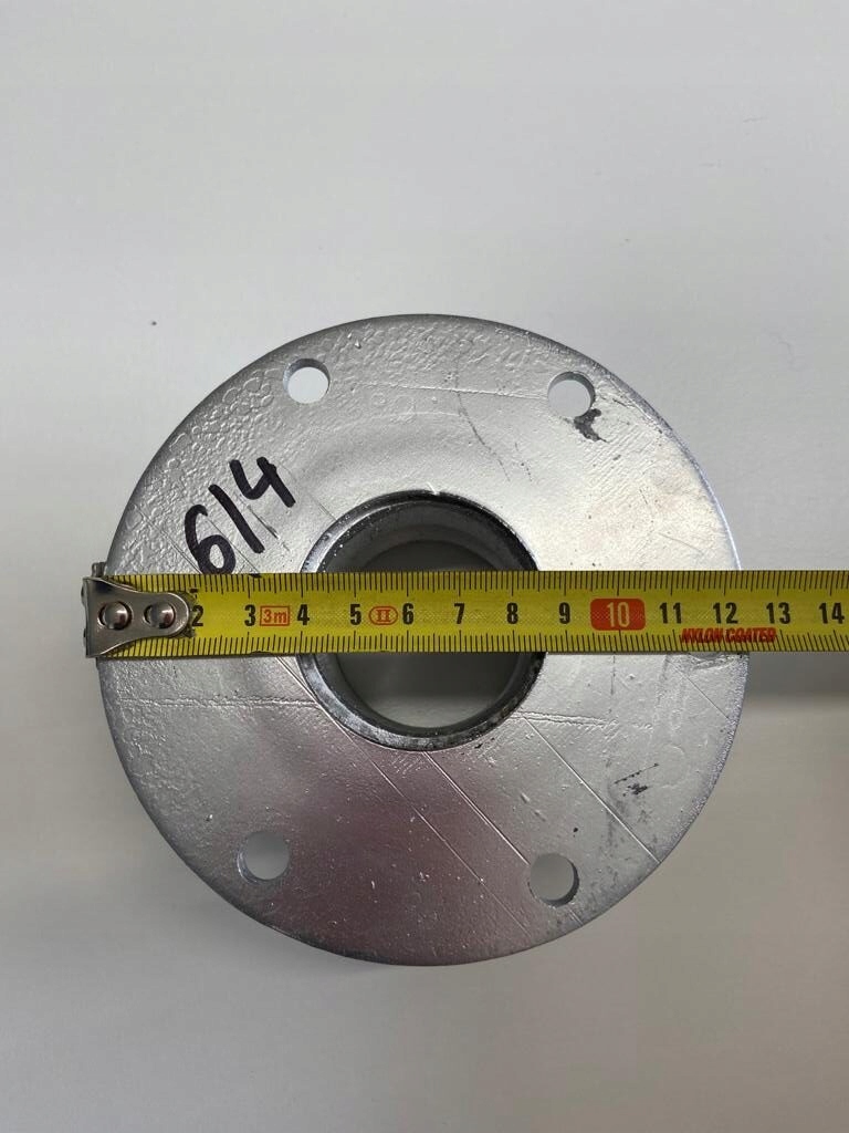 Flansza metalowa na 6 śrub z mufą 6/4″ Marka Lemet