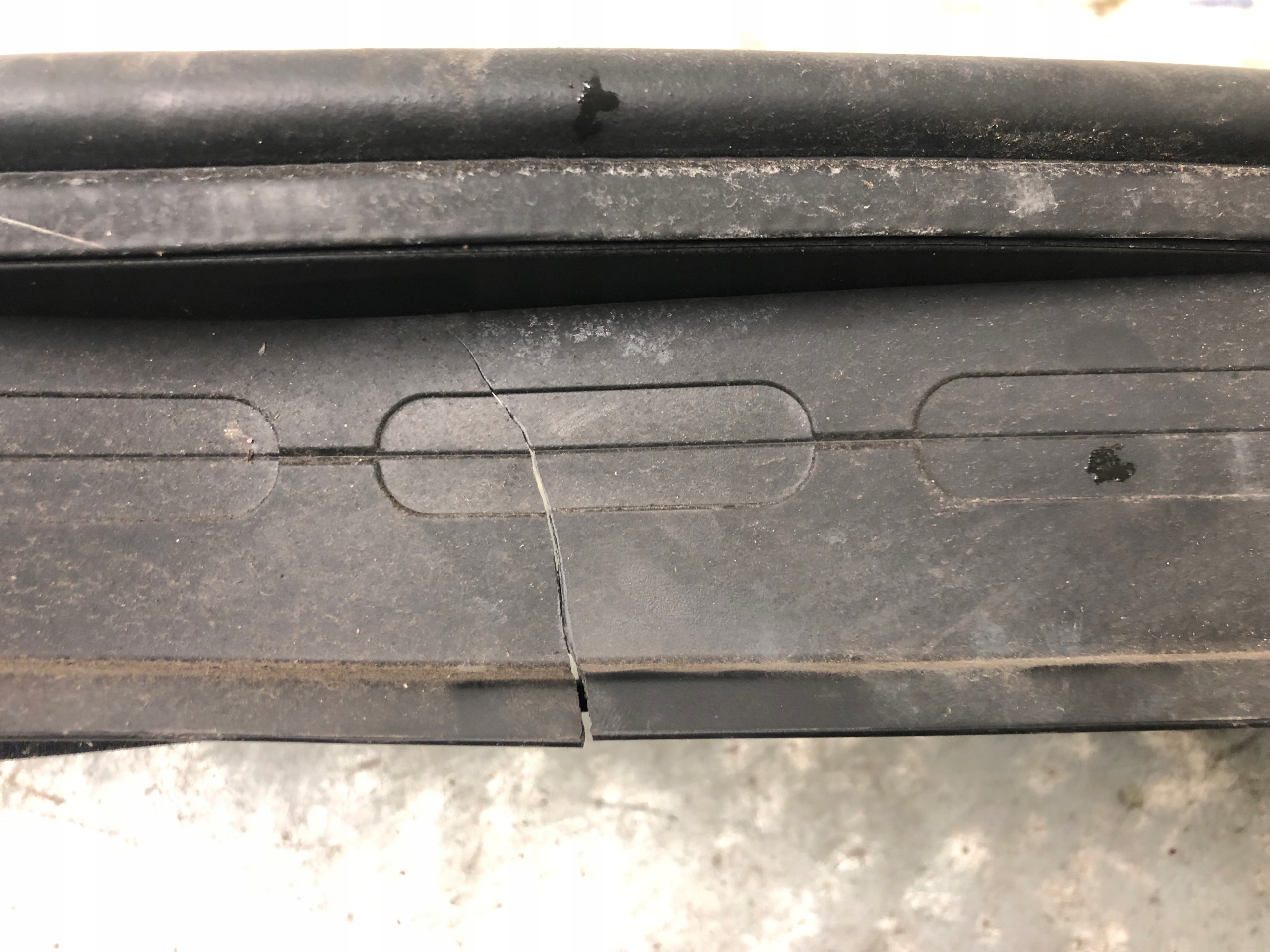 torpedo upper HYUNDAI I20 and 86151-1J000