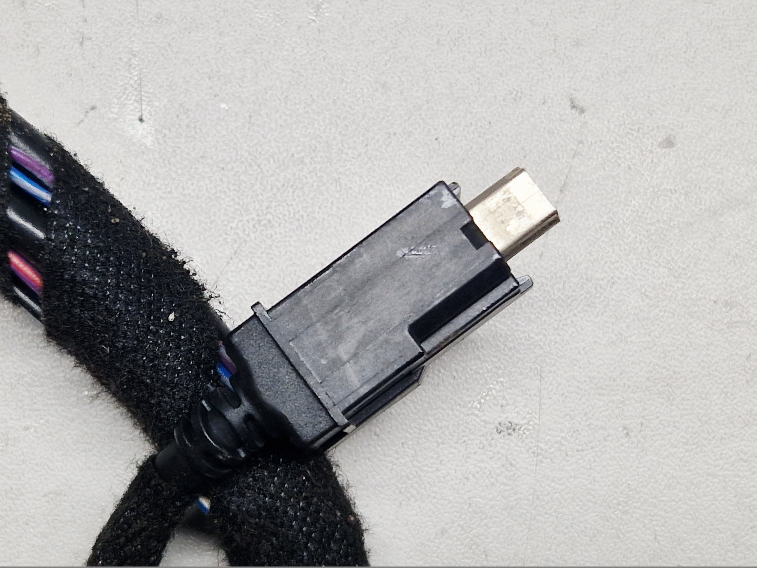 bundle wiring KABEL USB FORD B-MAX BMAX AV1T14C575