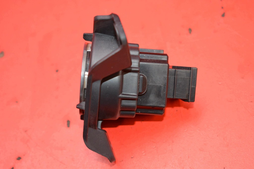 button START/STOP PILOT 55446-02610 TOYOTA COROLLA E21 1.8 HYBRID 98 KM