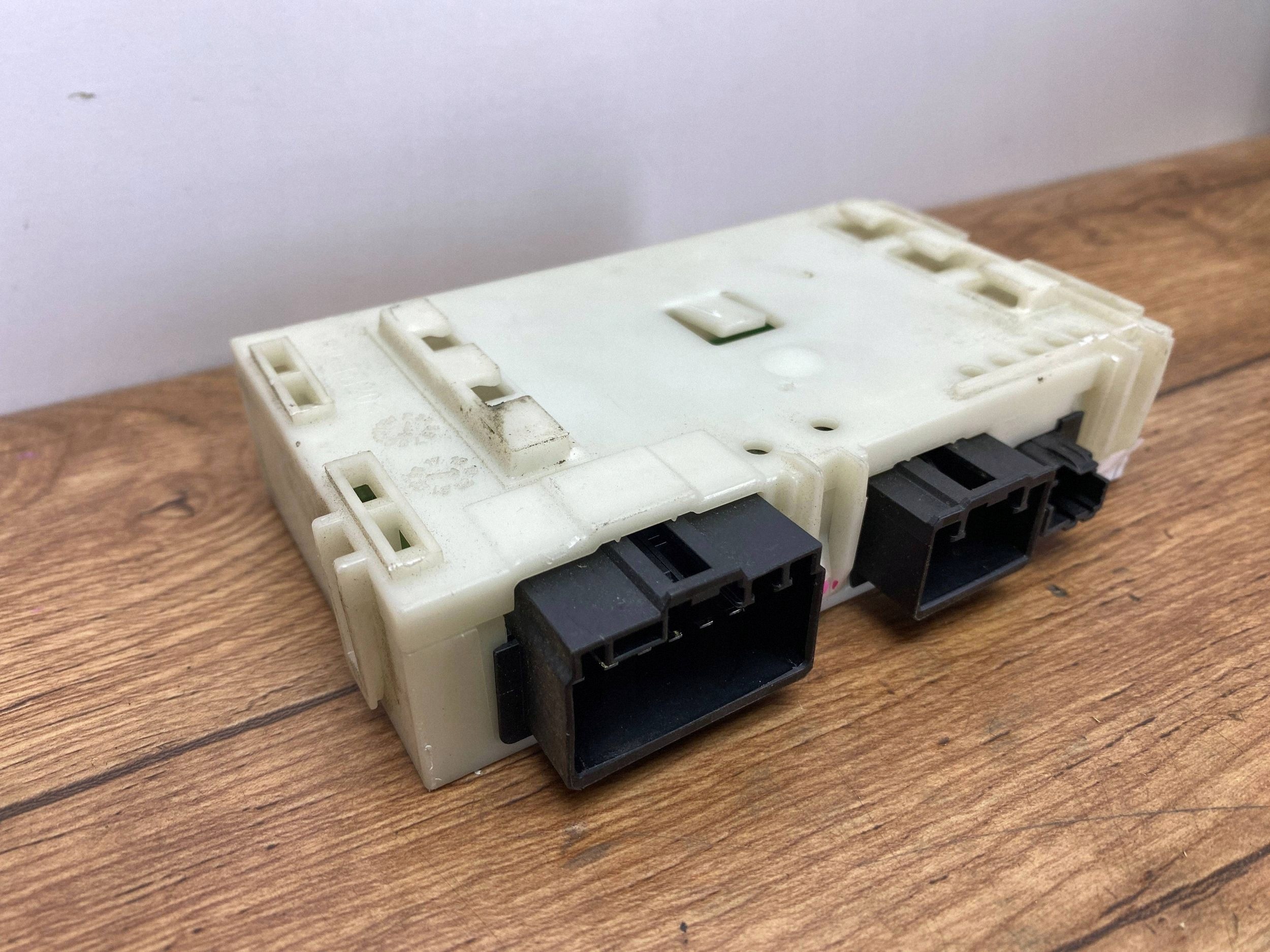 relay module haka holowniczego Ford Escape IV Kuga MK3 2020+