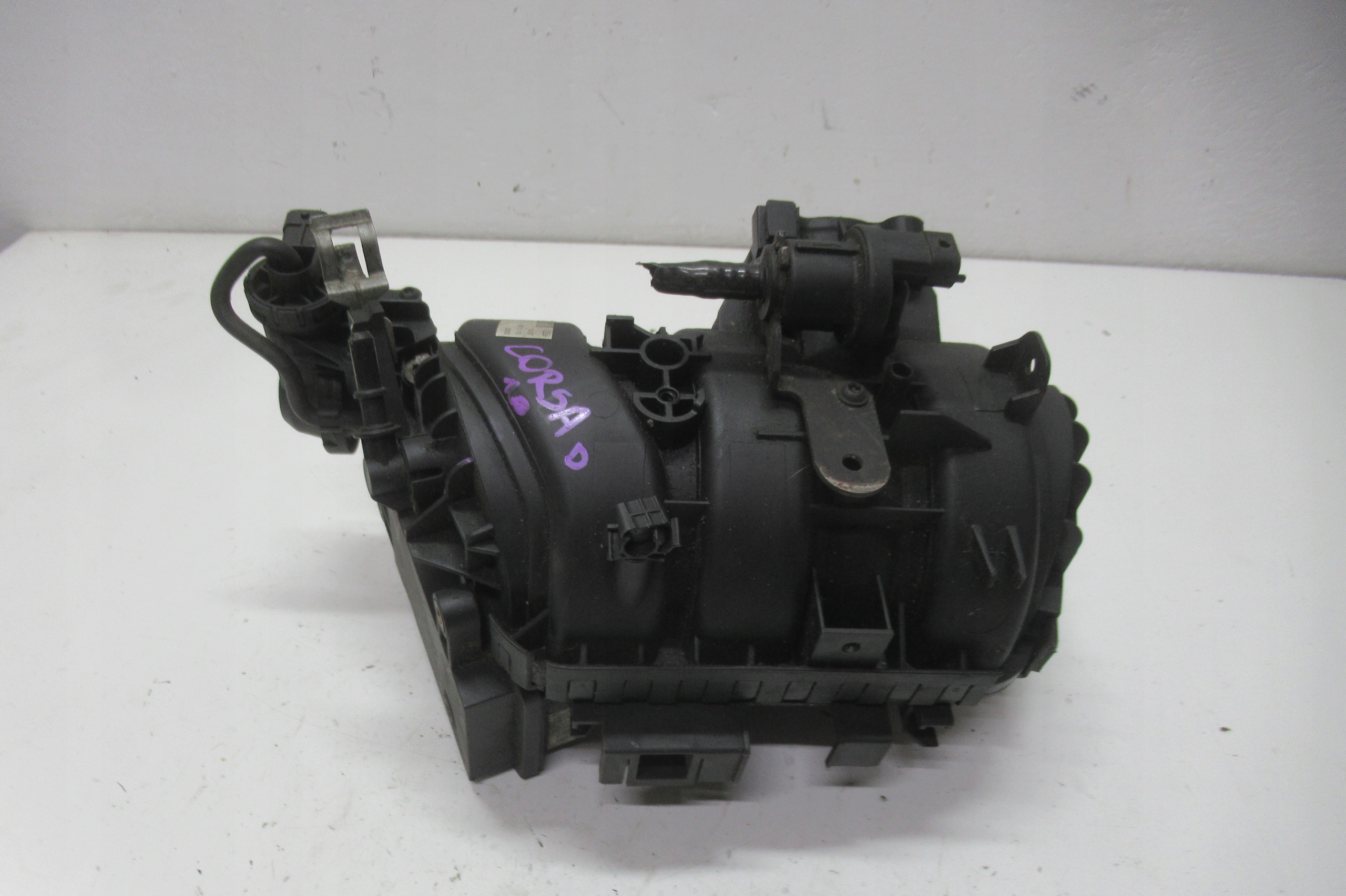 OPEL CORSA D intake manifold 55557905