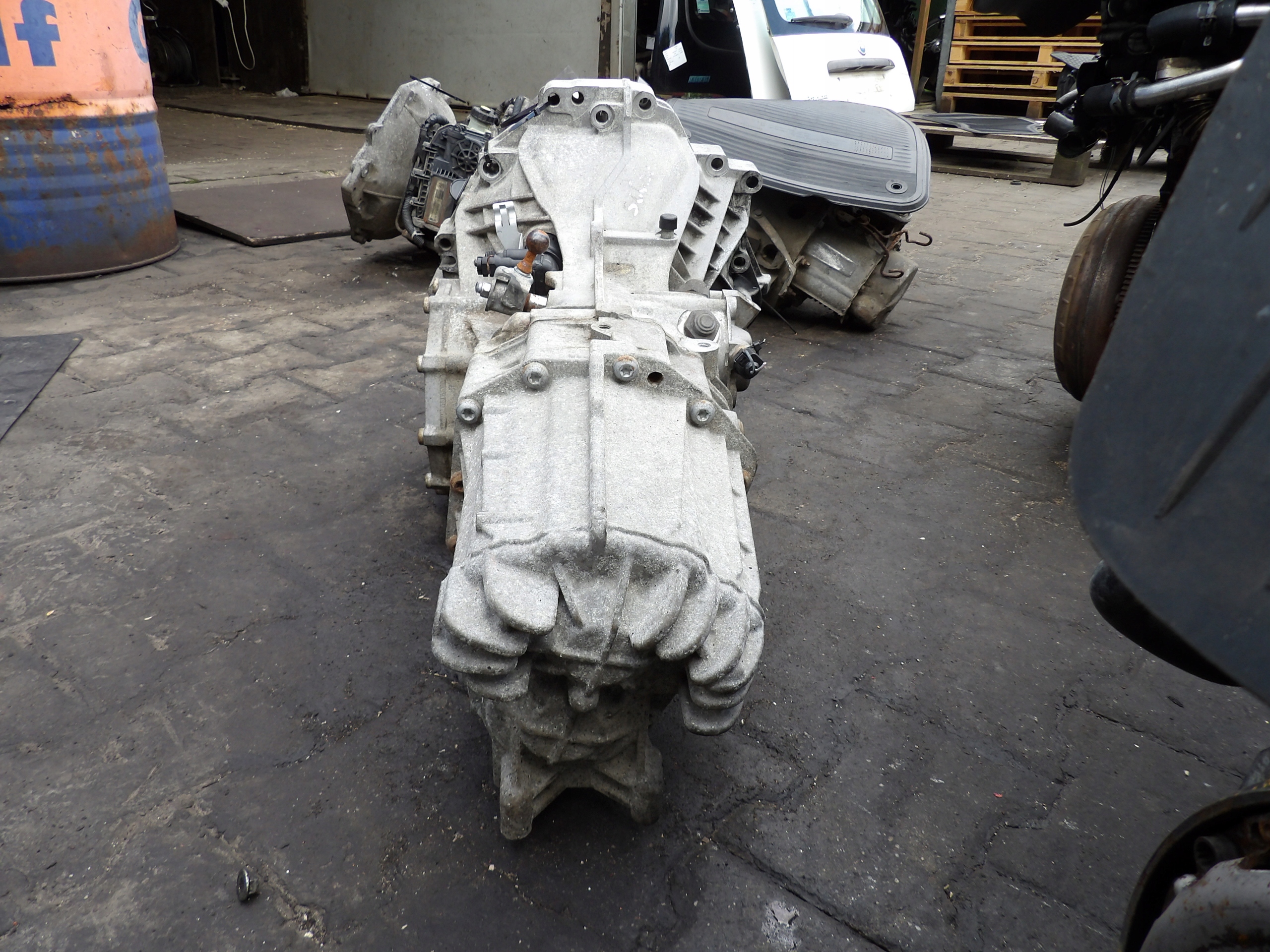 Audi A4 B7 1,9TDI 85KW 116KM getriebe JWS