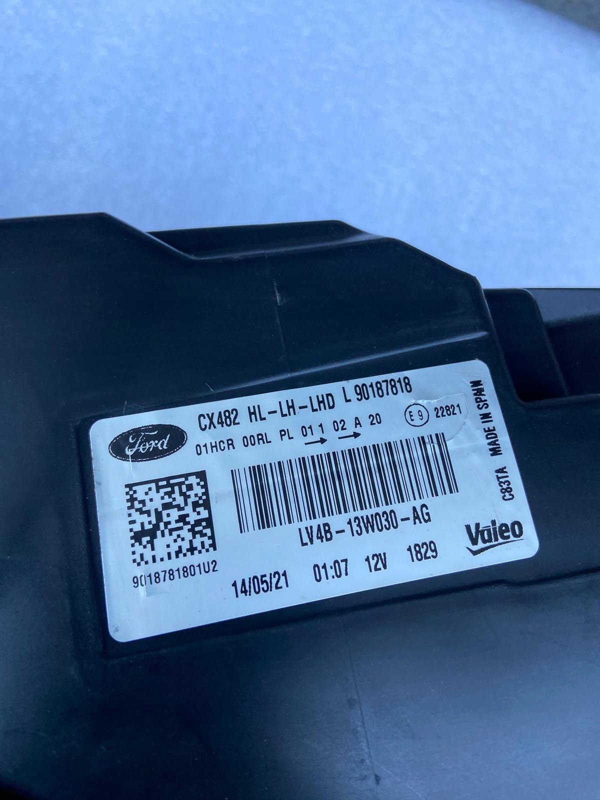 Leuchte Ford Kuga Escape Zwykle + LED Dzienny 2019