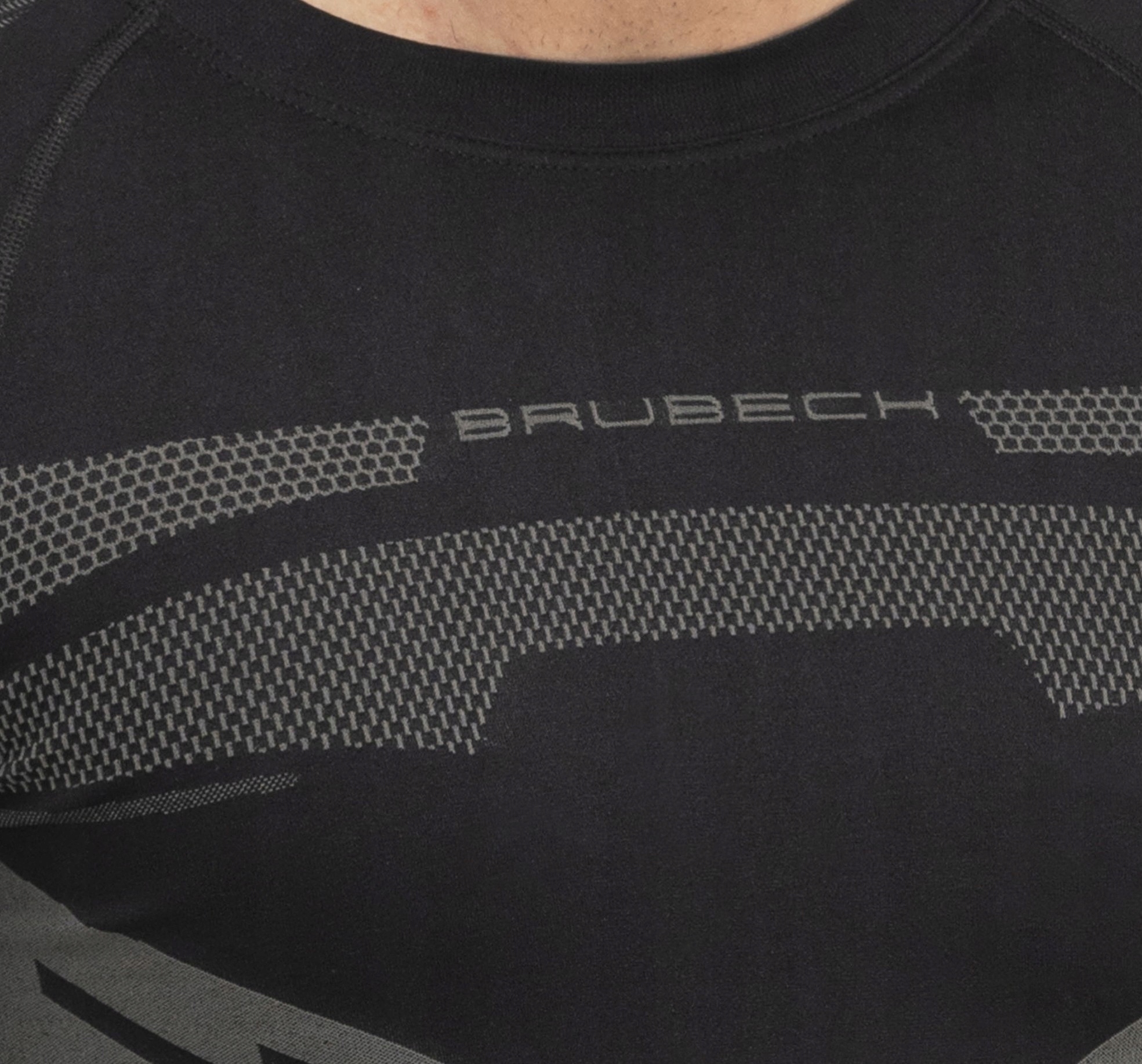 BRUBECK DRY TERMOAKTYWNA PODKOSZULKA MOTOCYKLOWA Z DŁUGIM RĘKAWEM Męska -L Numer katalogowy producenta LS1570M