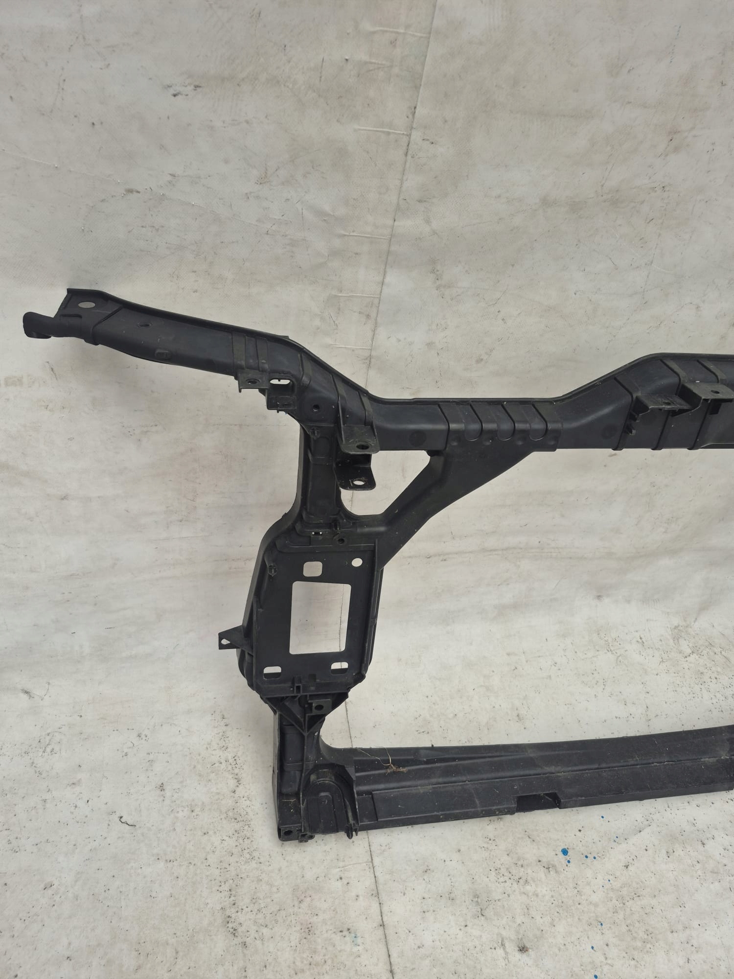 AUDI A4 B8 8K0 07-11 support panel for radiators pillar iron 8K0805594M